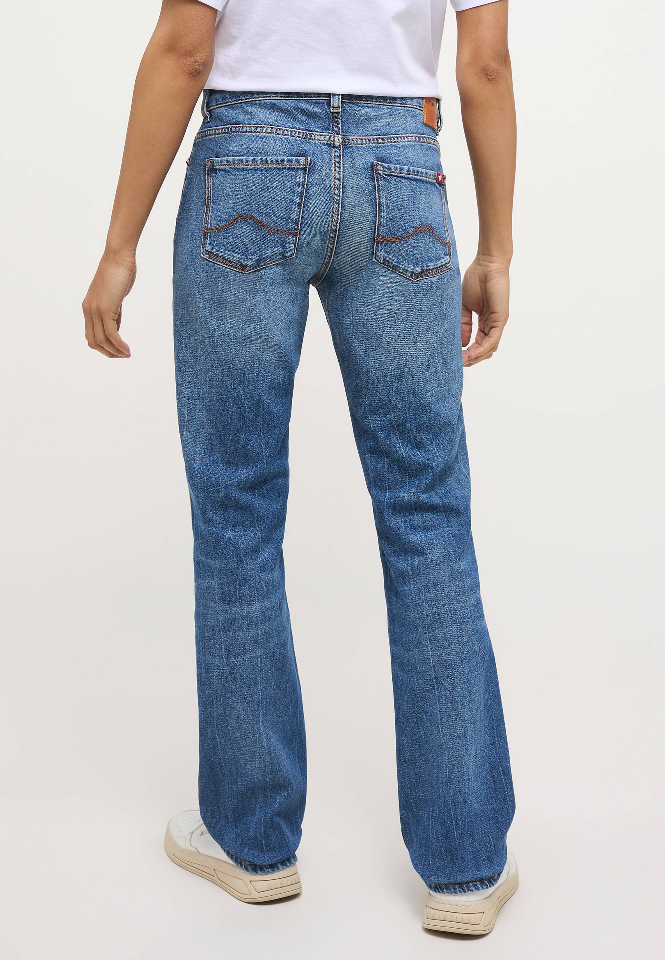 Jeans Style Crosby Relaxed Straight