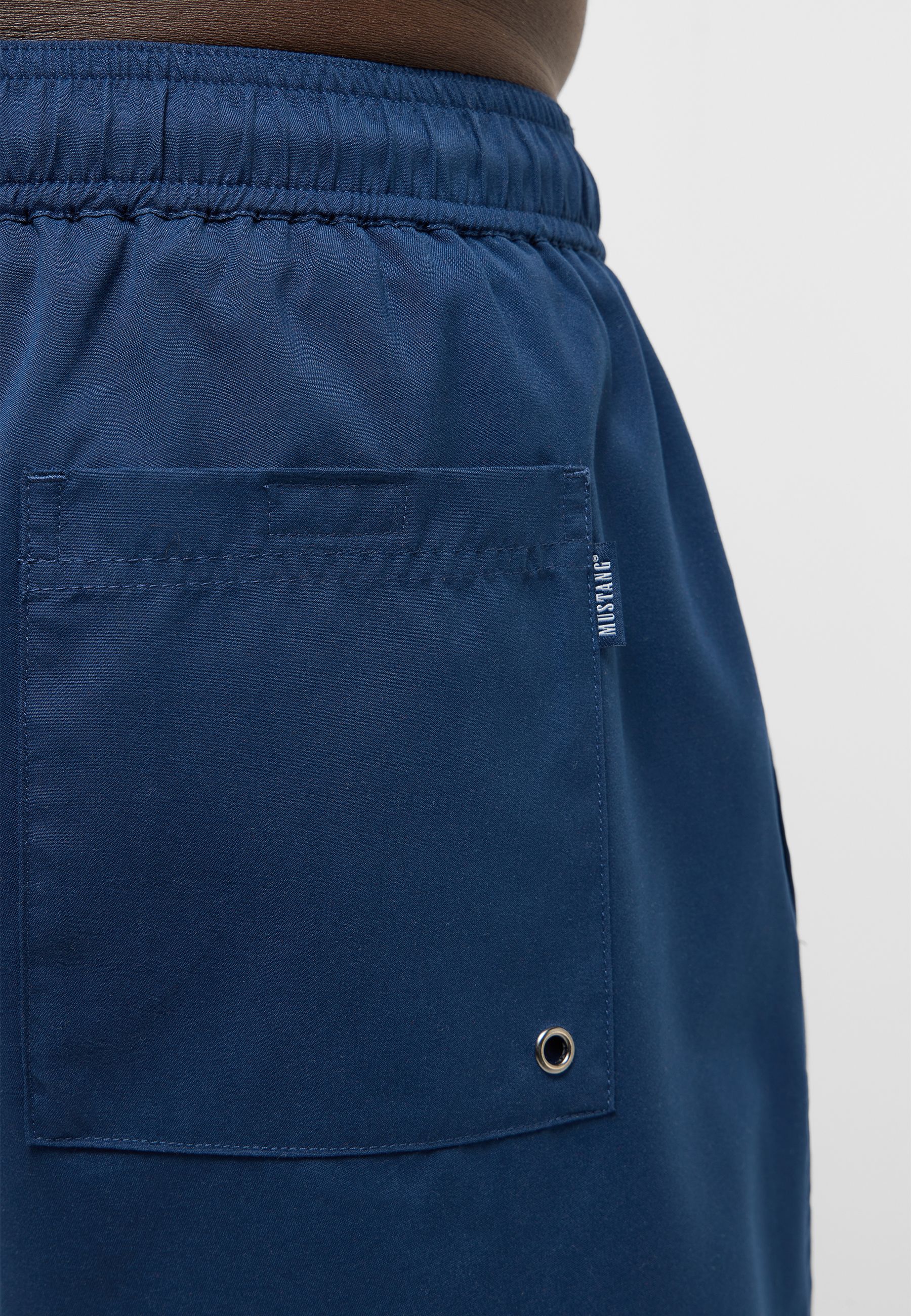 Hose Tasche, Rückentasche, Gummizug, Nähte, Label