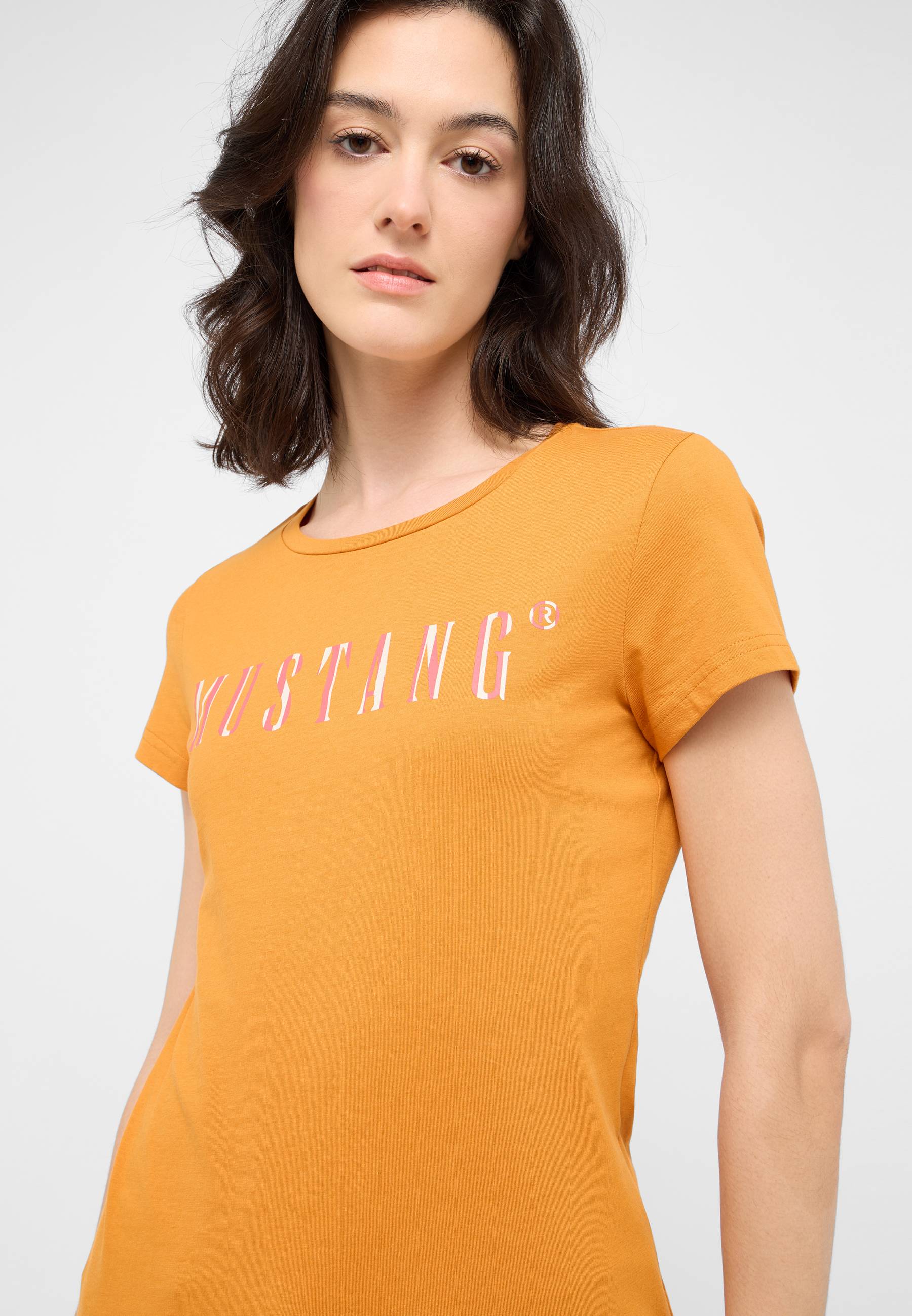 Bekleidung, T-shirt