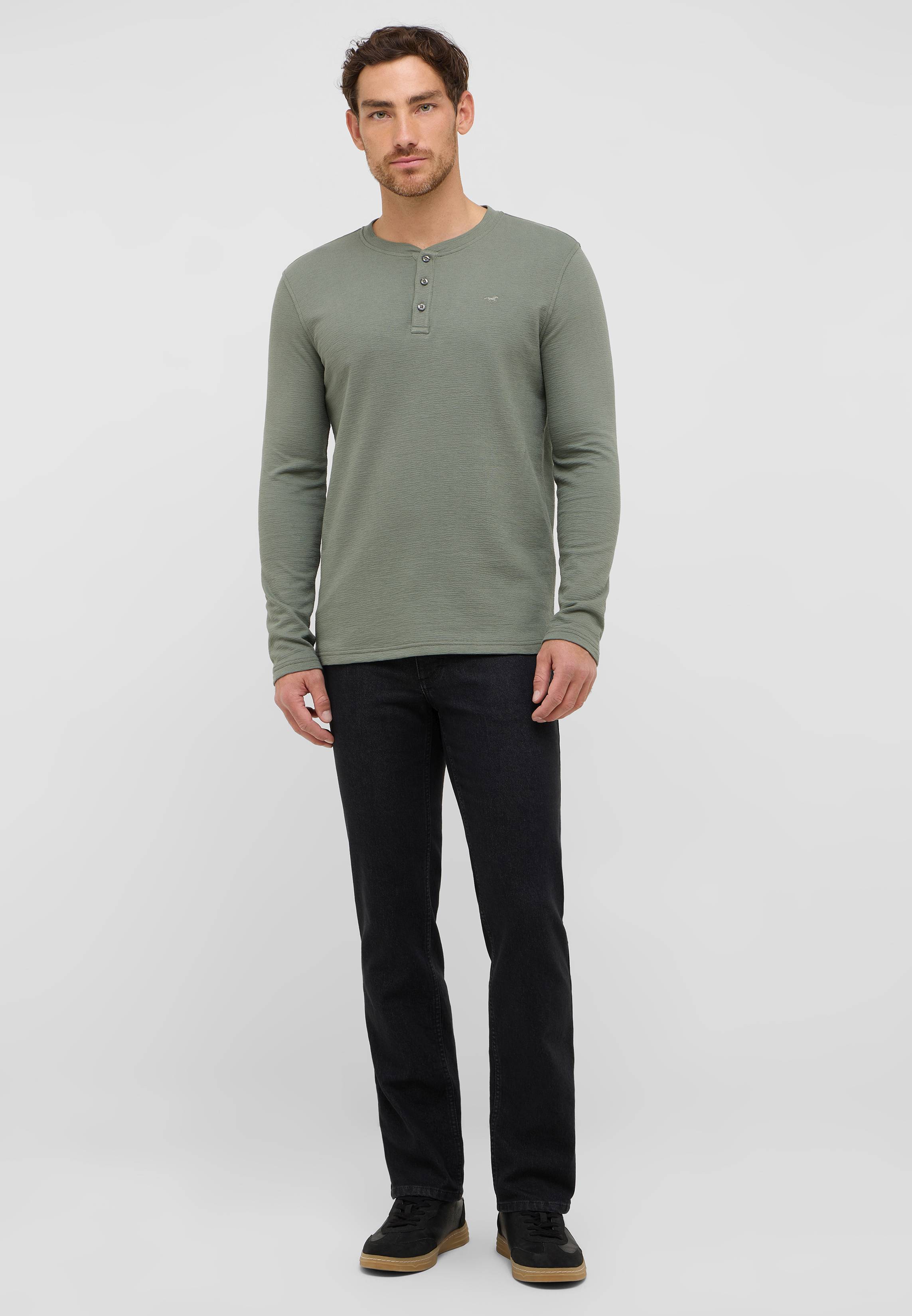 Langarm, Ärmel, Erwachsener, Mann, Person