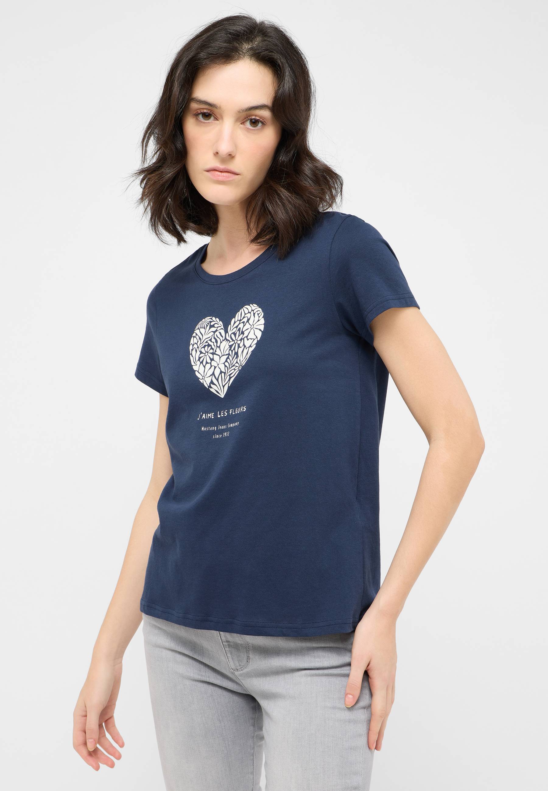 T-shirt, Hemd, Erwachsener, Person, Frau