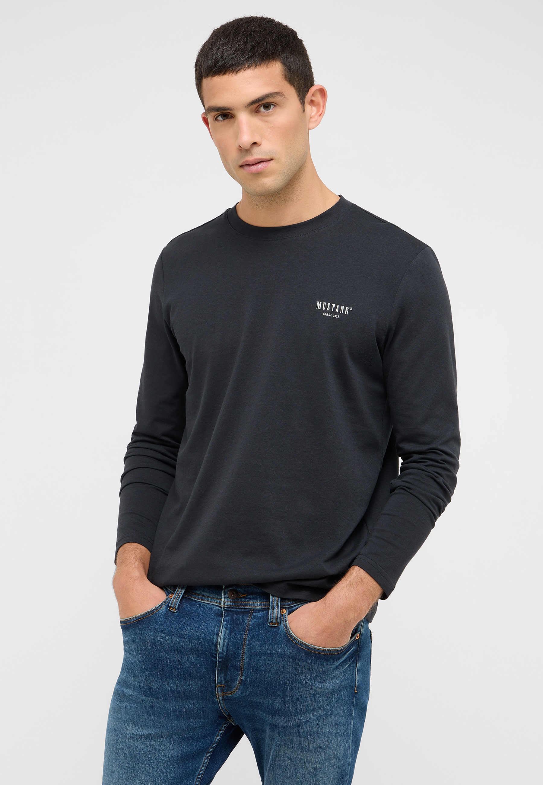 Langarm, Ärmel, Erwachsener, Mann, Person