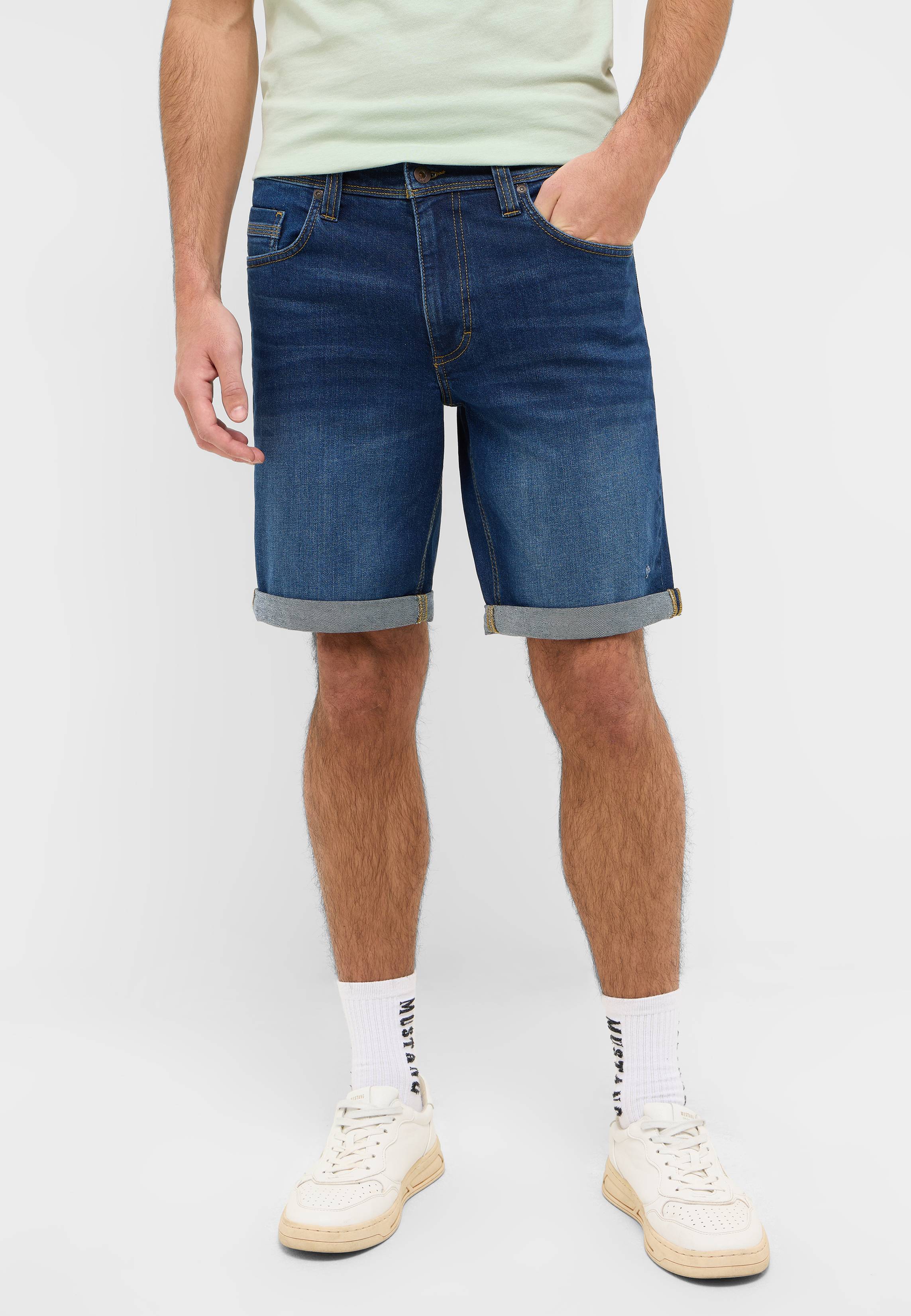 Kurze Hose, Erwachsener, Männlich, Mann, Person