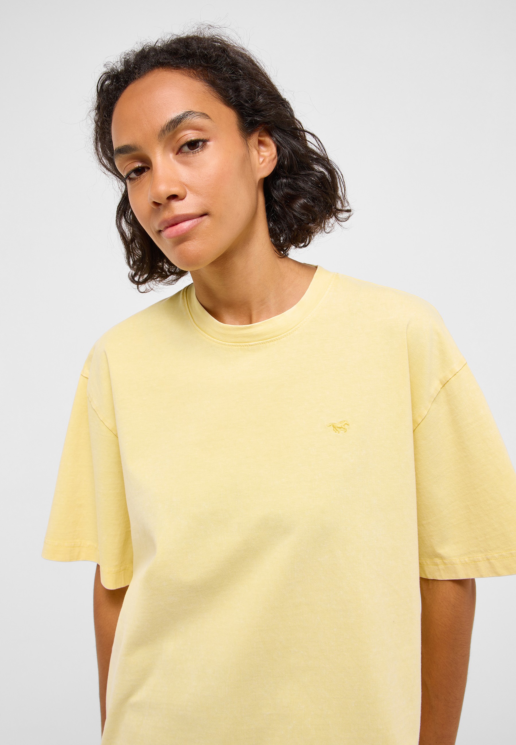 T-shirt, Erwachsener, Weiblich, Person, Frau