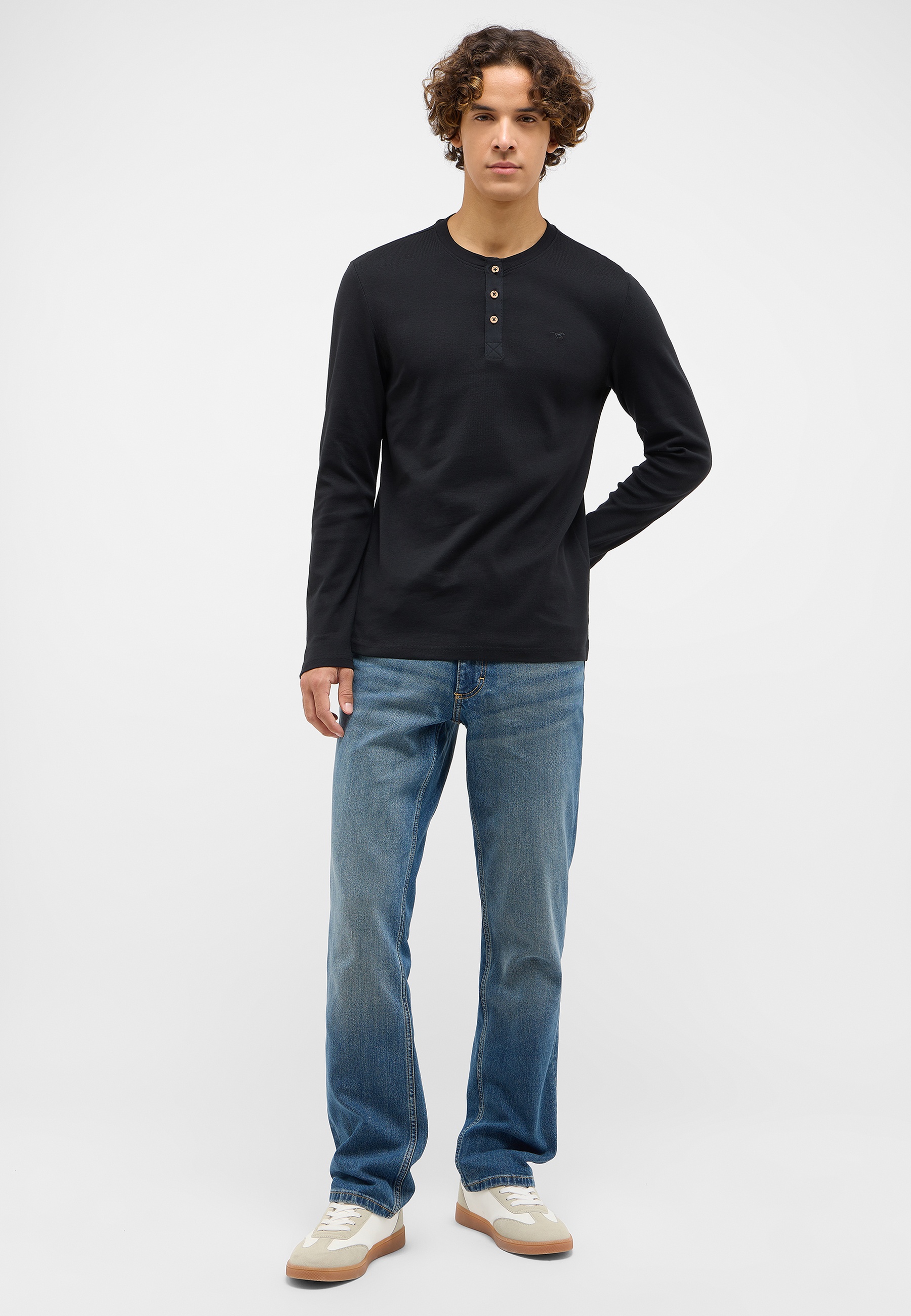 Langarm, Hosen, Erwachsener, Mann, Person