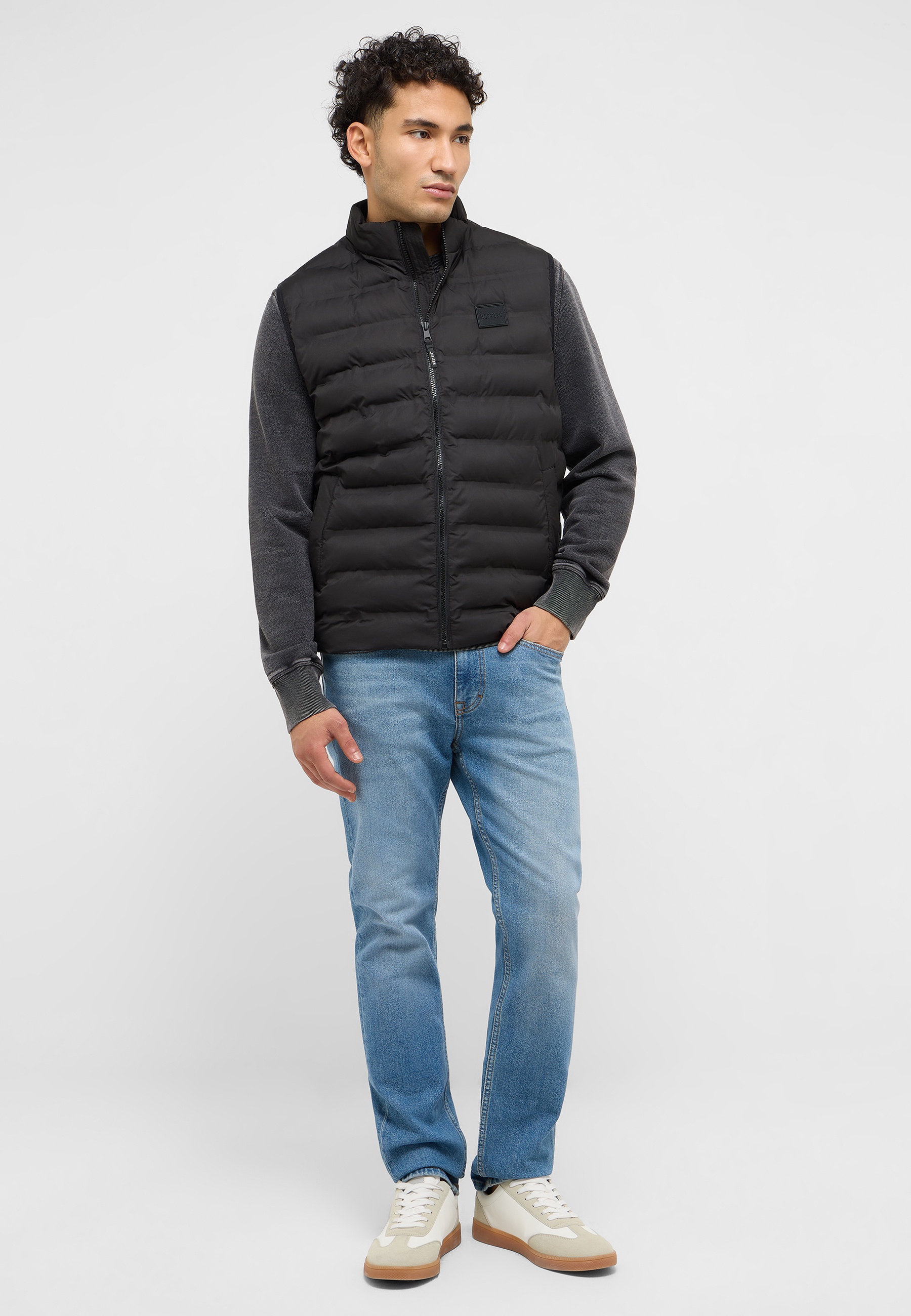 Mantel, Jacke, Weste, Hosen, Jeanshose