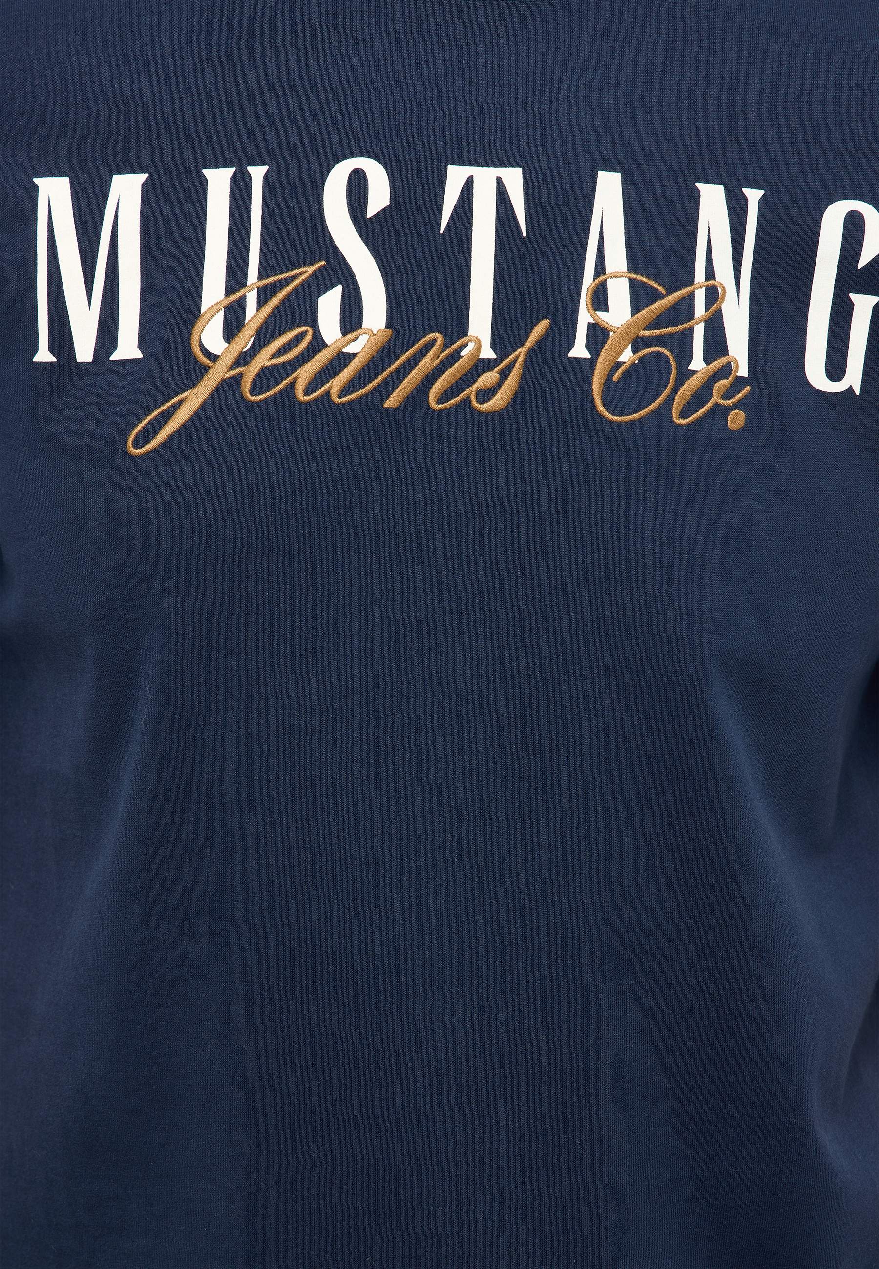 T-Shirt Style Austin