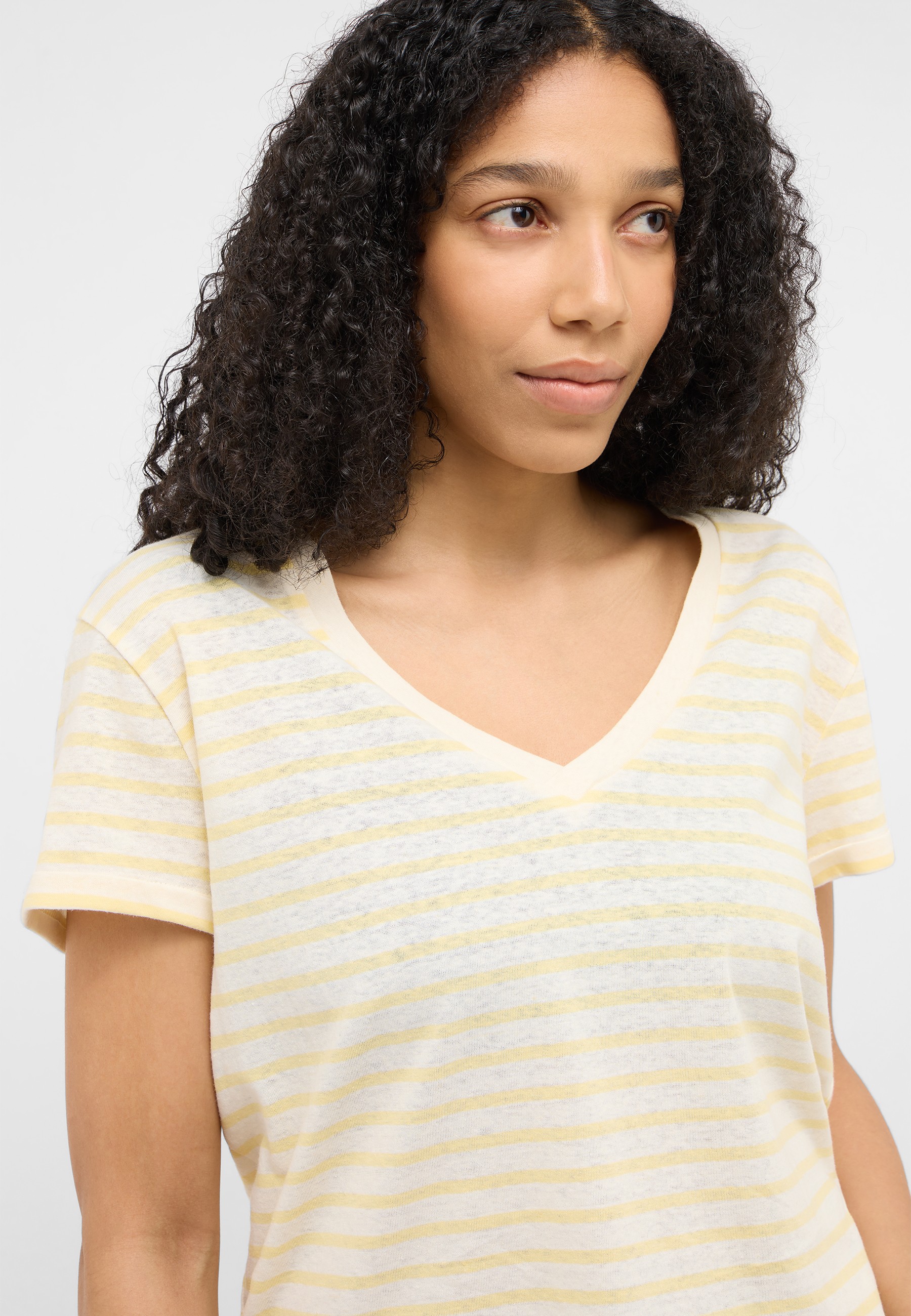 T-Shirt, V-Ausschnitt, Streifenmuster, Kurzärmlig, Gelb gestreift