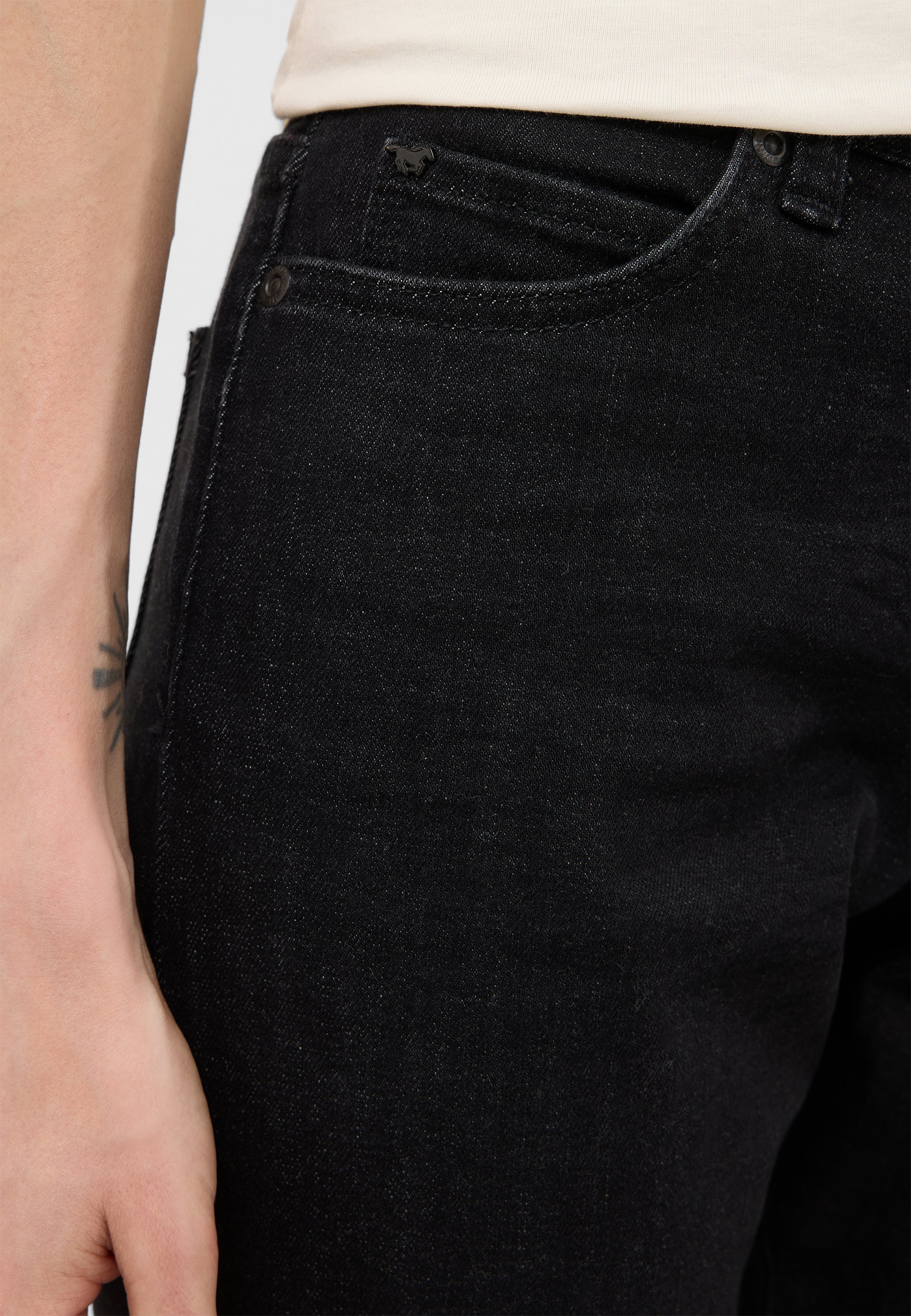 Jeans Style Crosby Relaxed Straight
