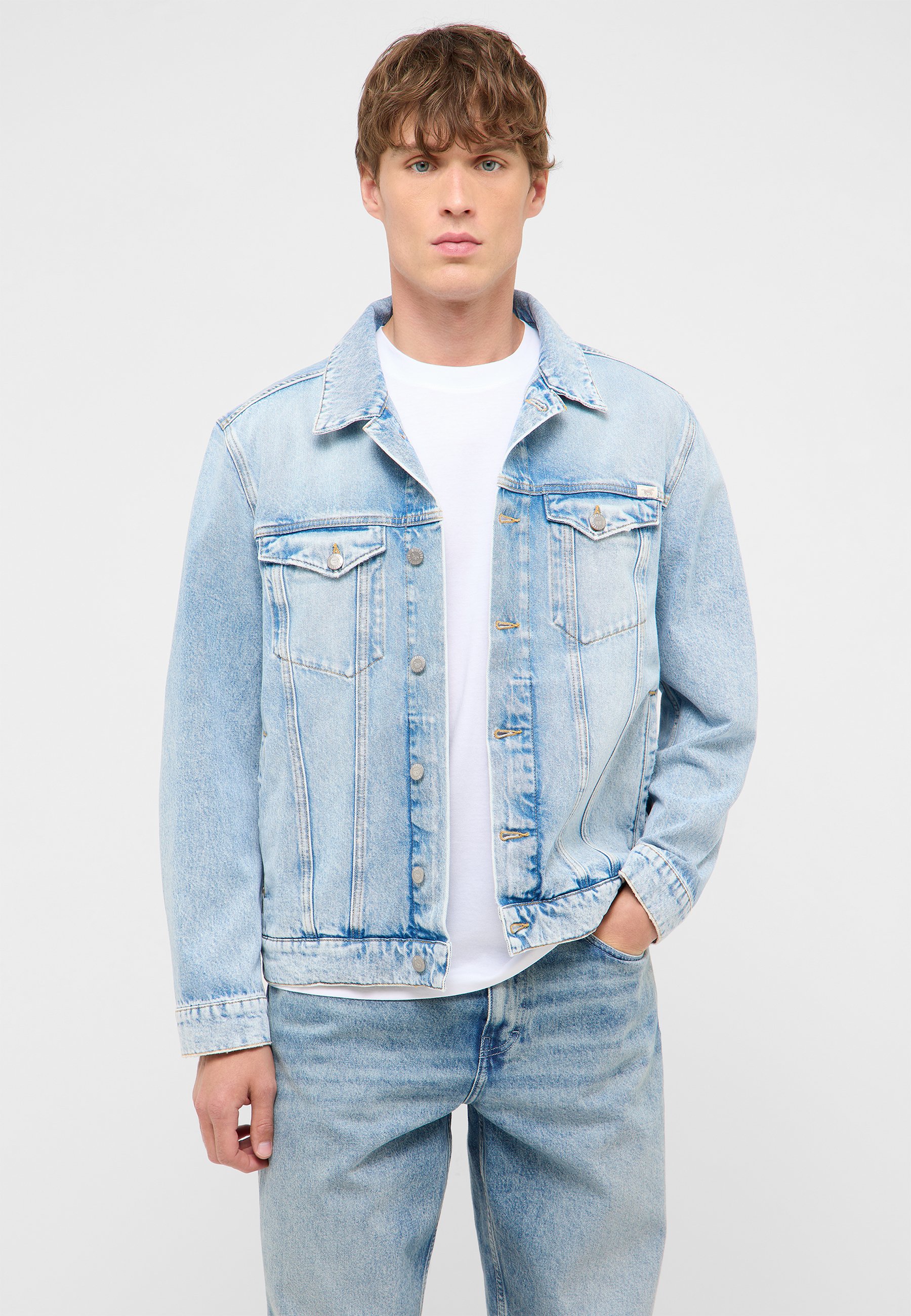 T-Shirt Style Austin