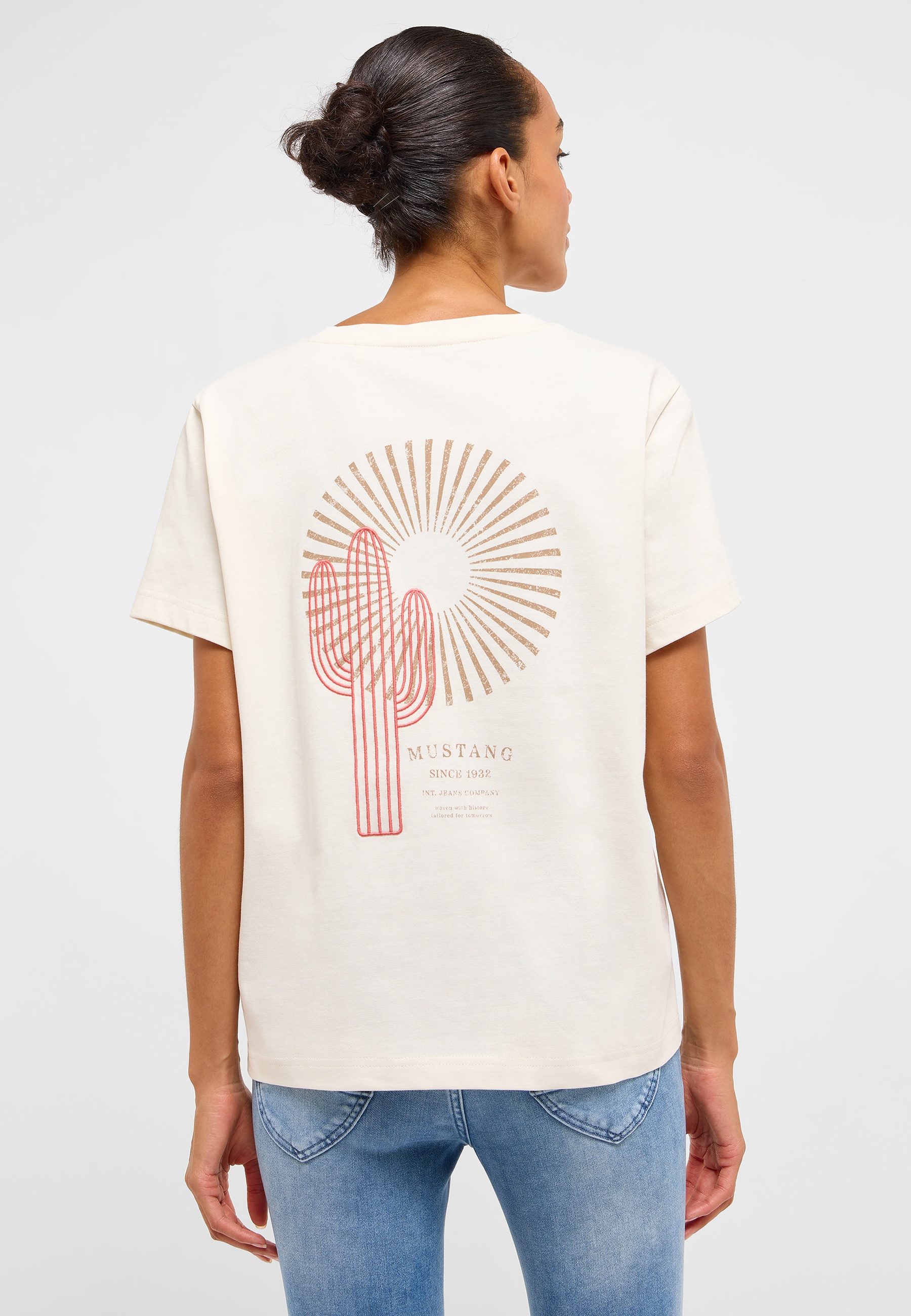 Bekleidung, T-shirt, Jeans, Person, Kopf