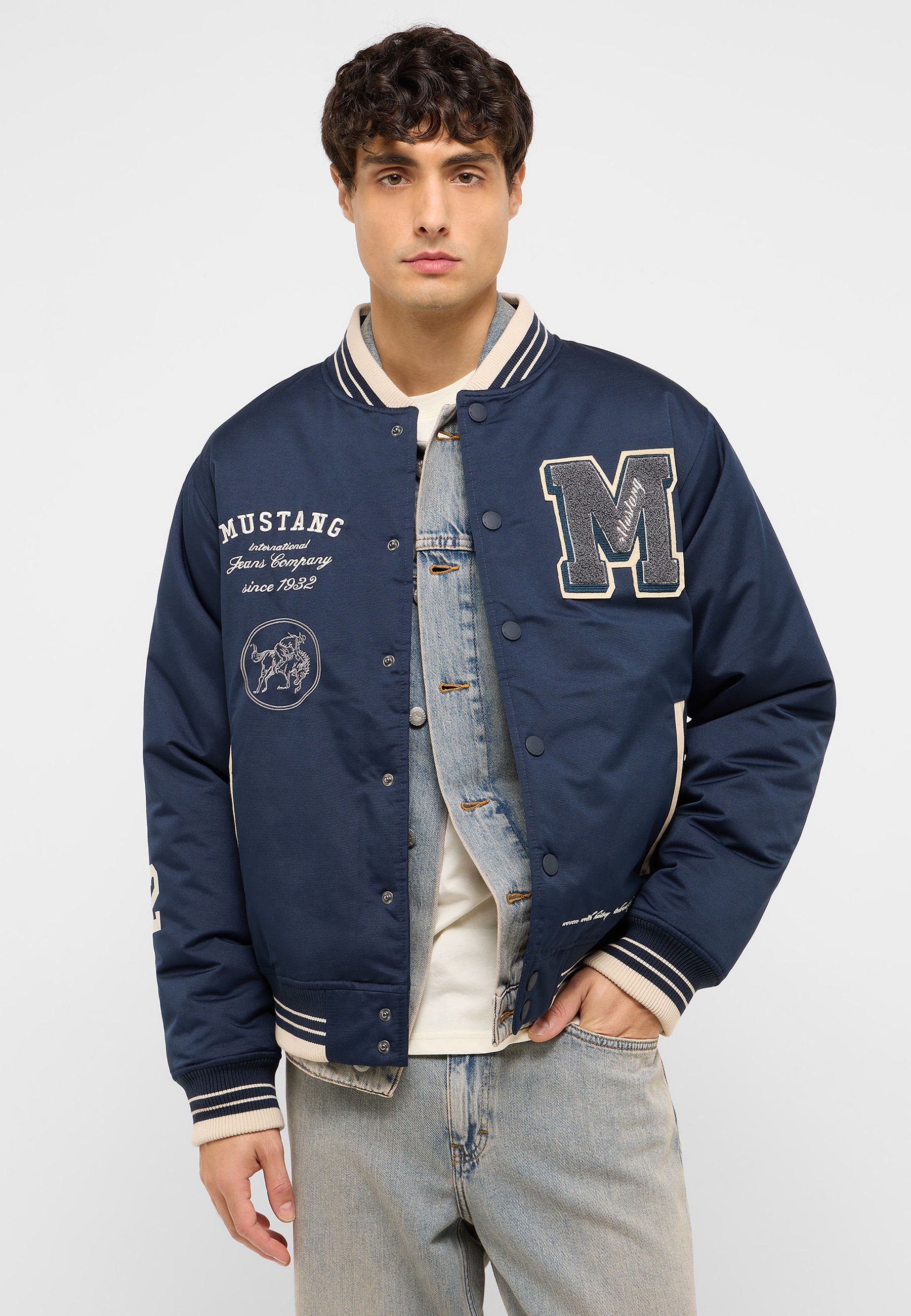 Mantel, Jacke, Blazer, Hemd, Hosen