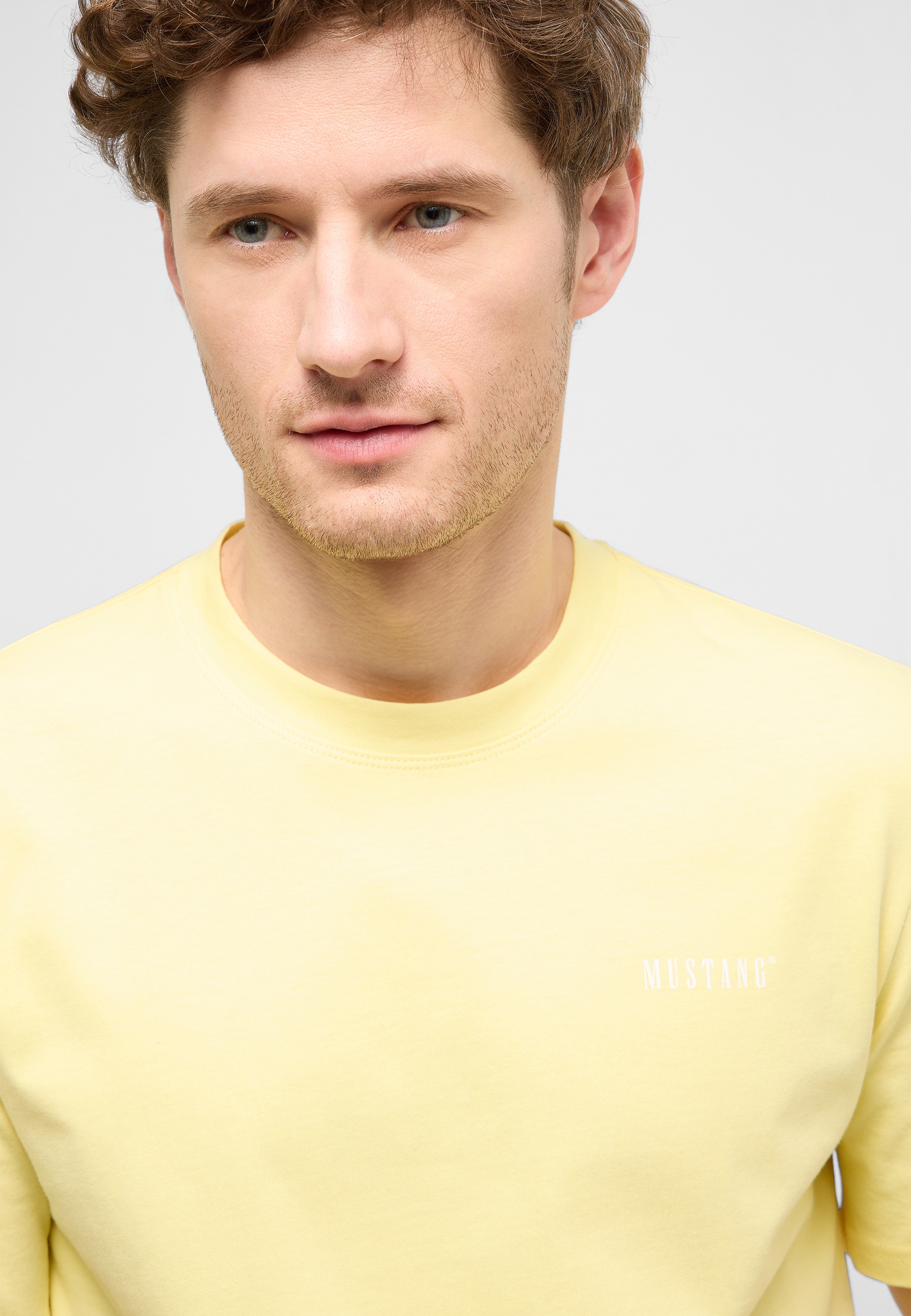 gelb, Crewneck, Langarm, T-Shirt, Mustang Logo