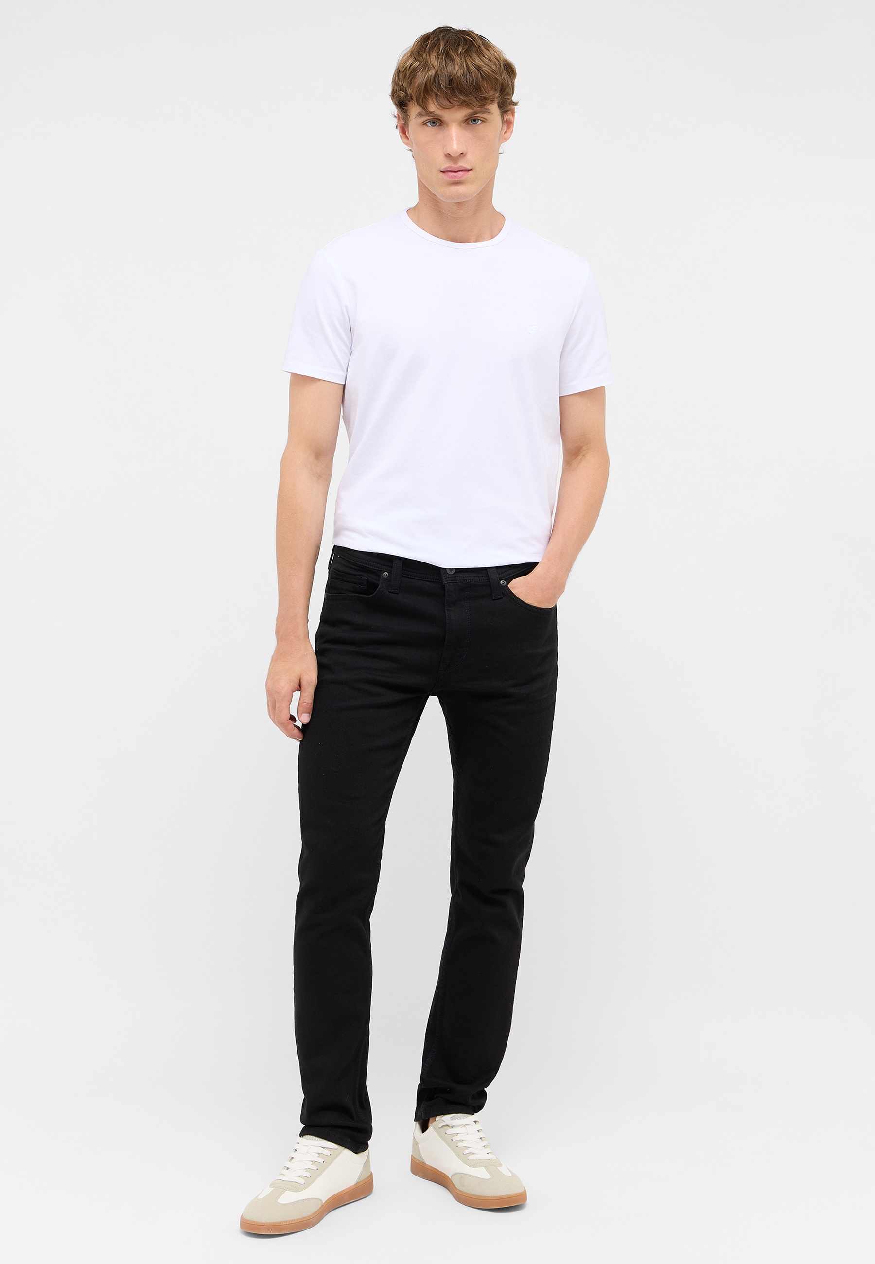 Hosen, T-shirt, Junge, Person, Jugendlich