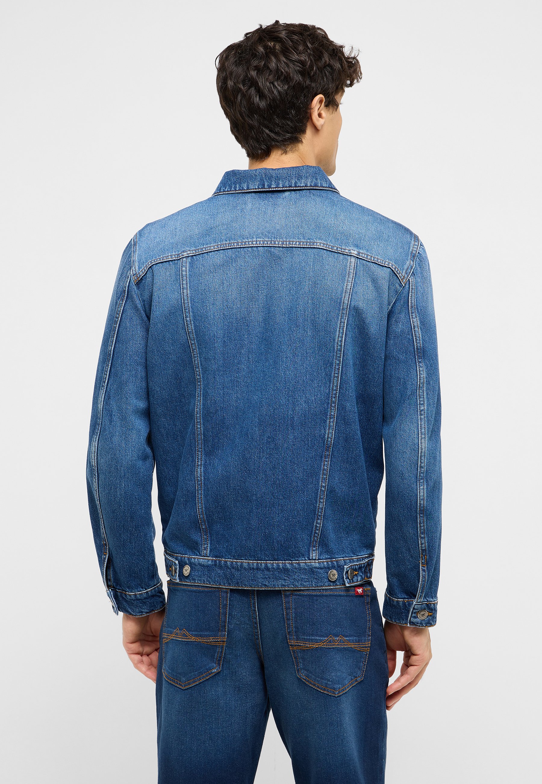 Hosen, Mantel, Jeans, Jacke, Person