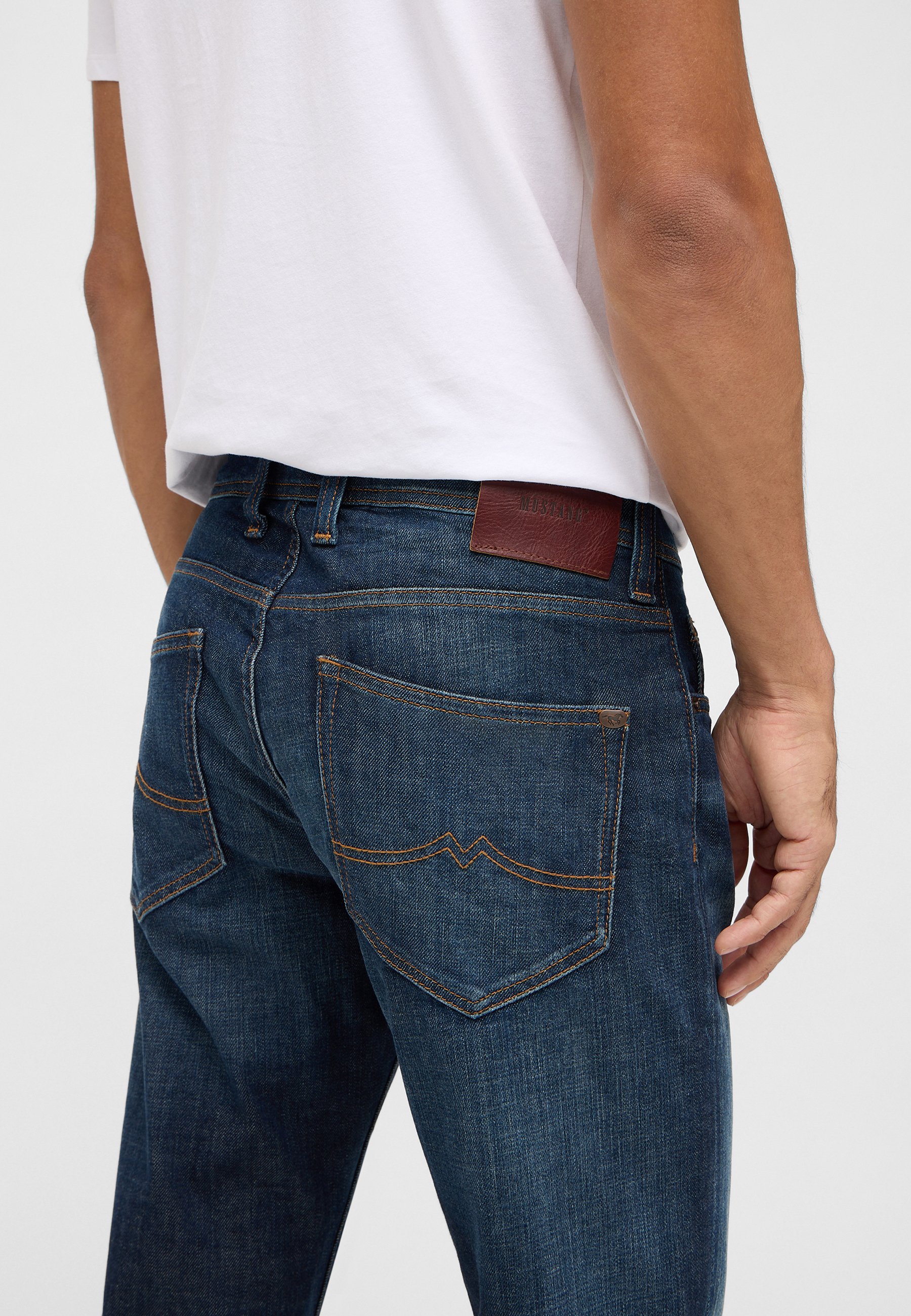 Hosen, Jeanshose, Erwachsener, Mann, Person