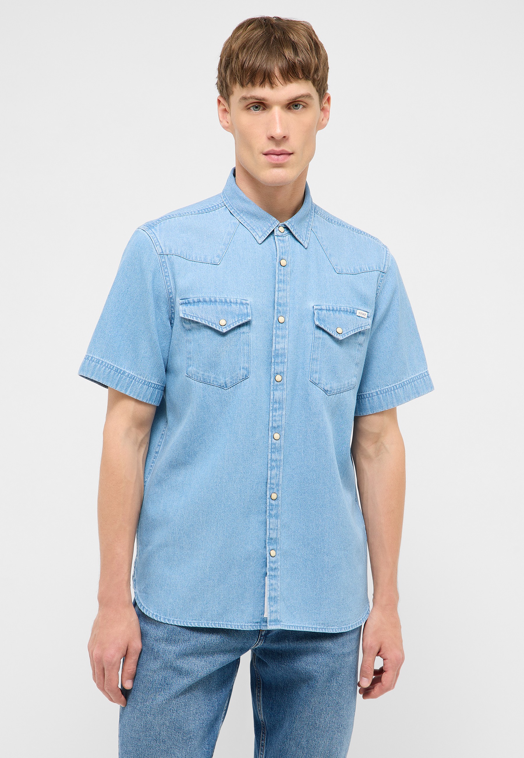 jeanshemd, kurzarm, knopfleiste, pattentaschen, hellblau