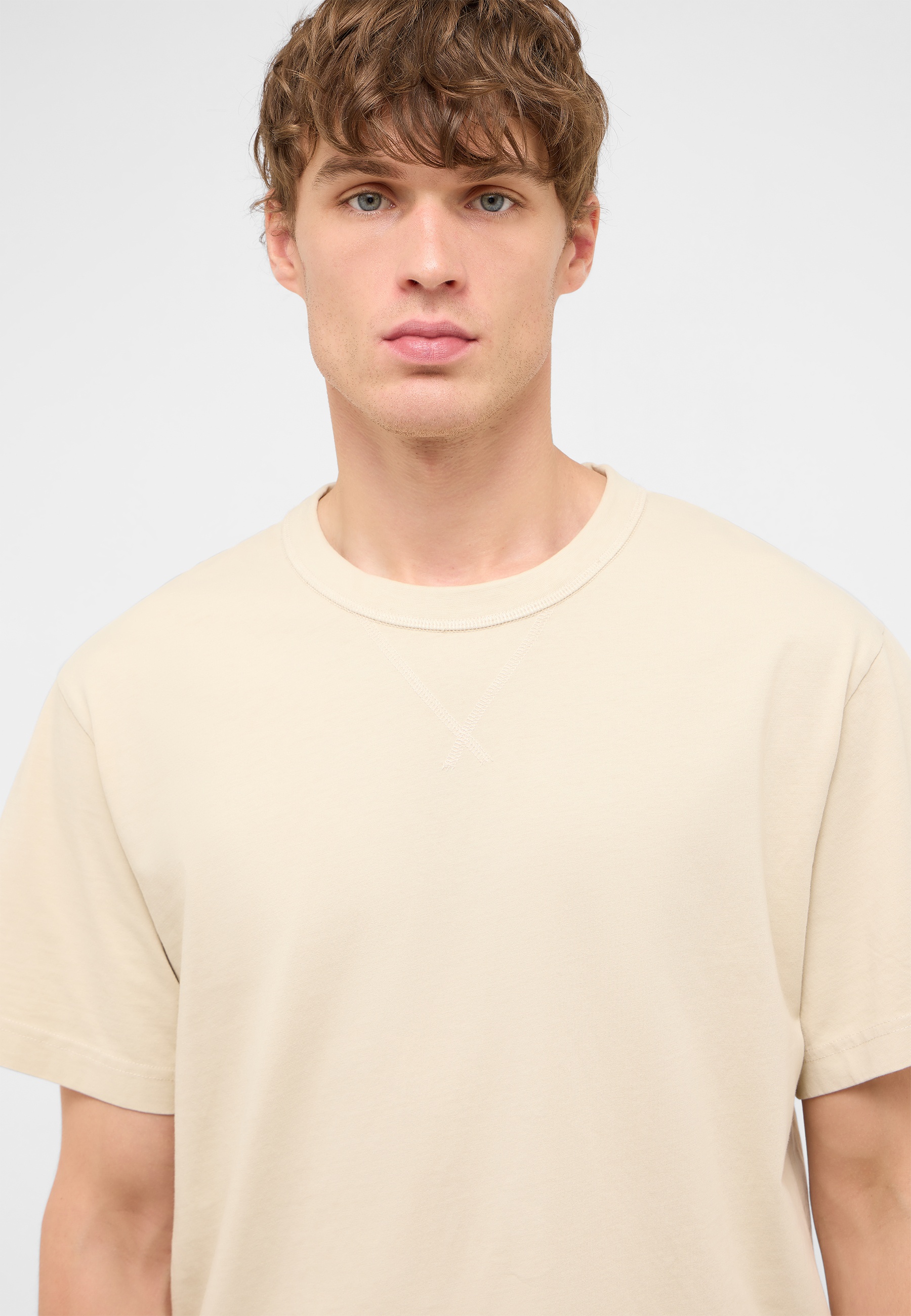 T-Shirt Style Arvin