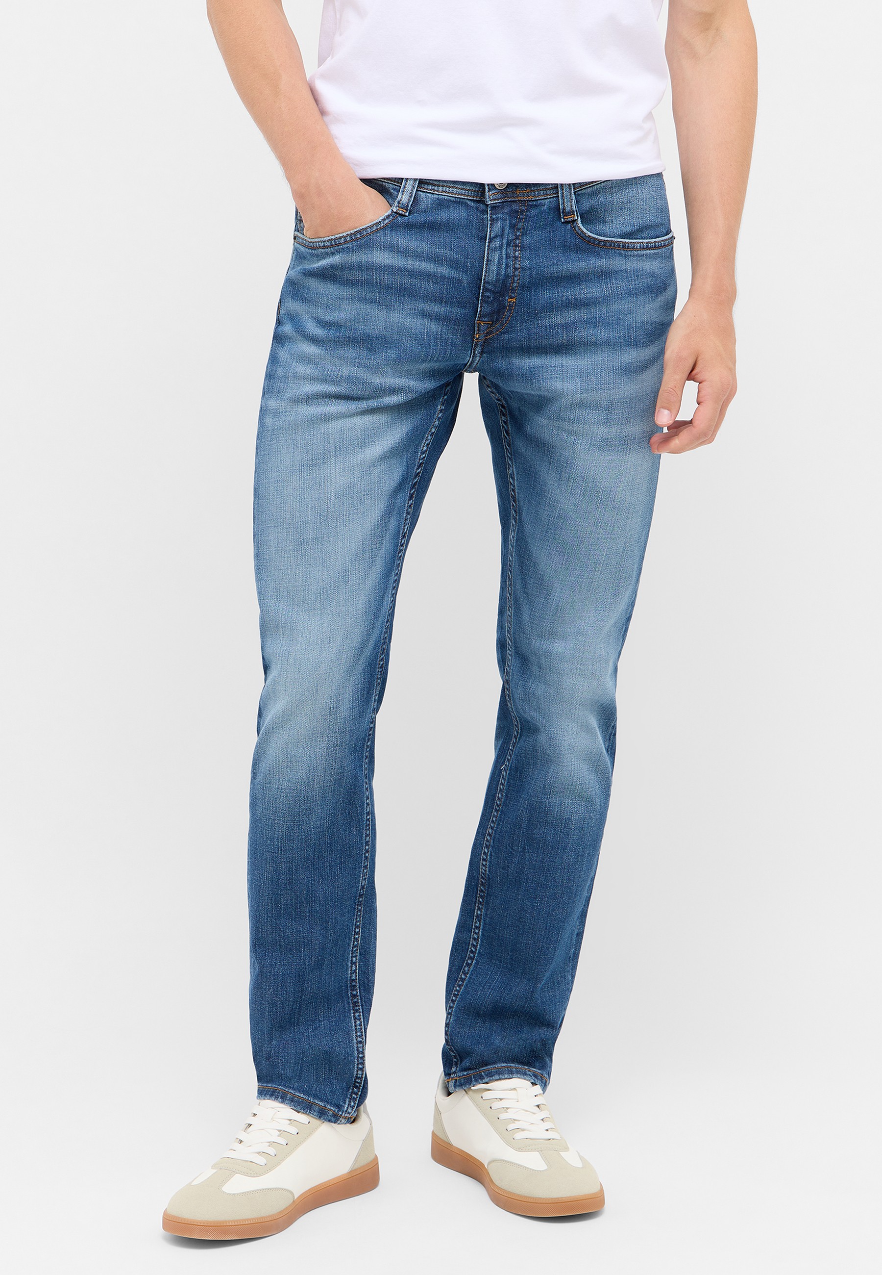 Jeans, Straight fit, Blue denim, Mid wash, Casual pants