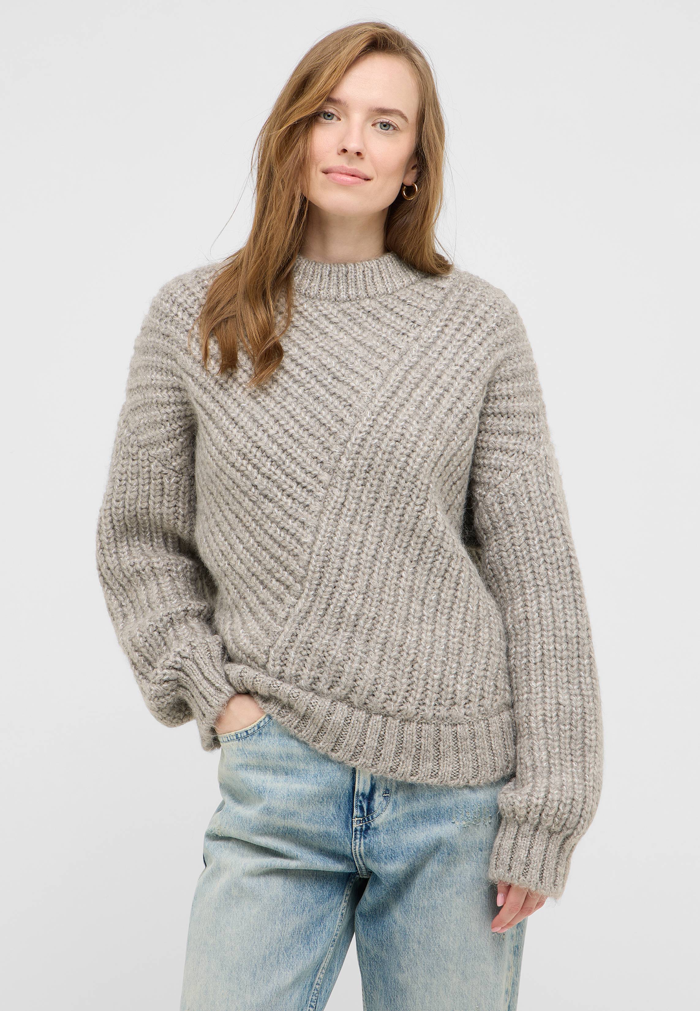 Bekleidung, Strickwaren, Pullover