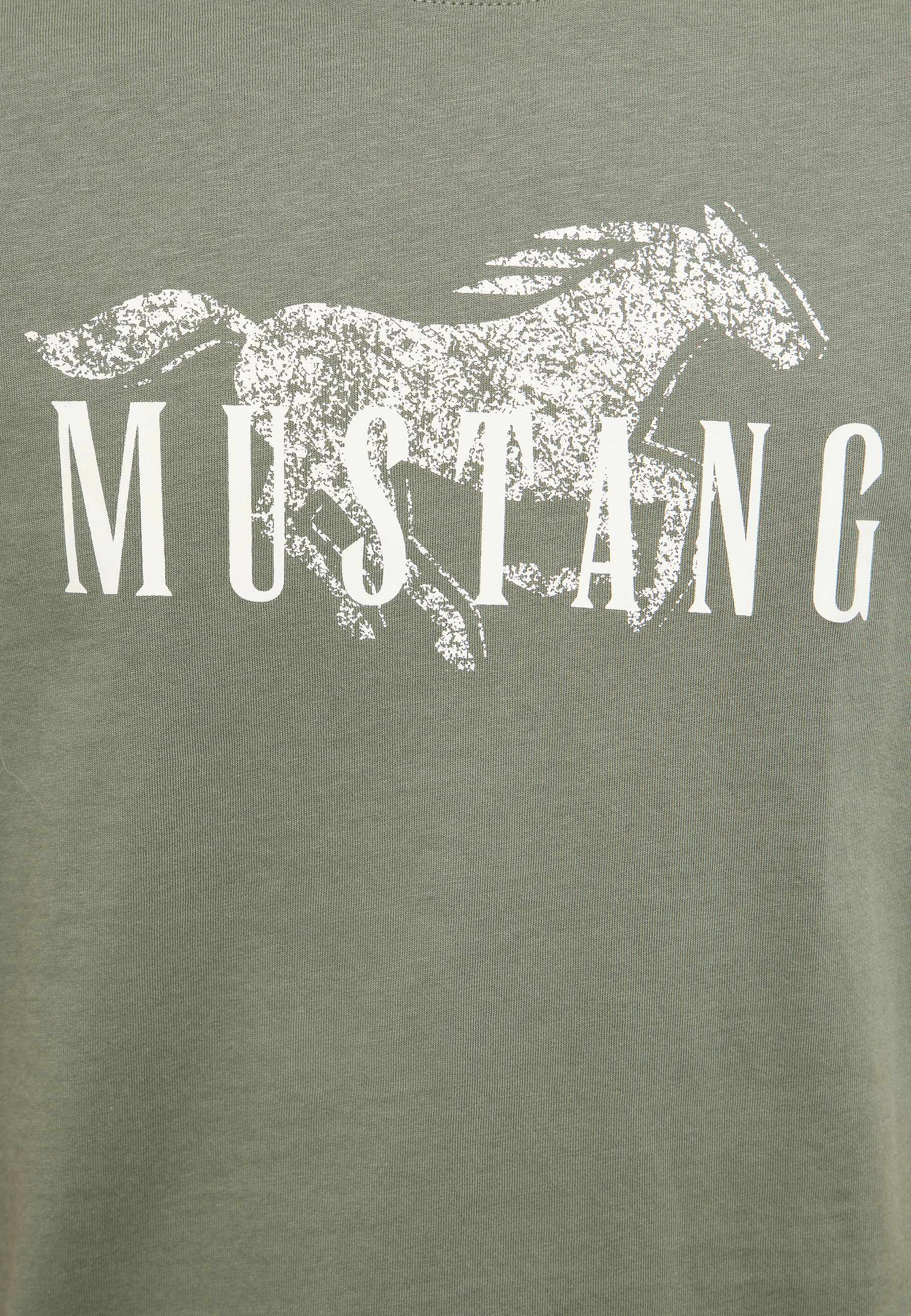 T-Shirt Style Austin