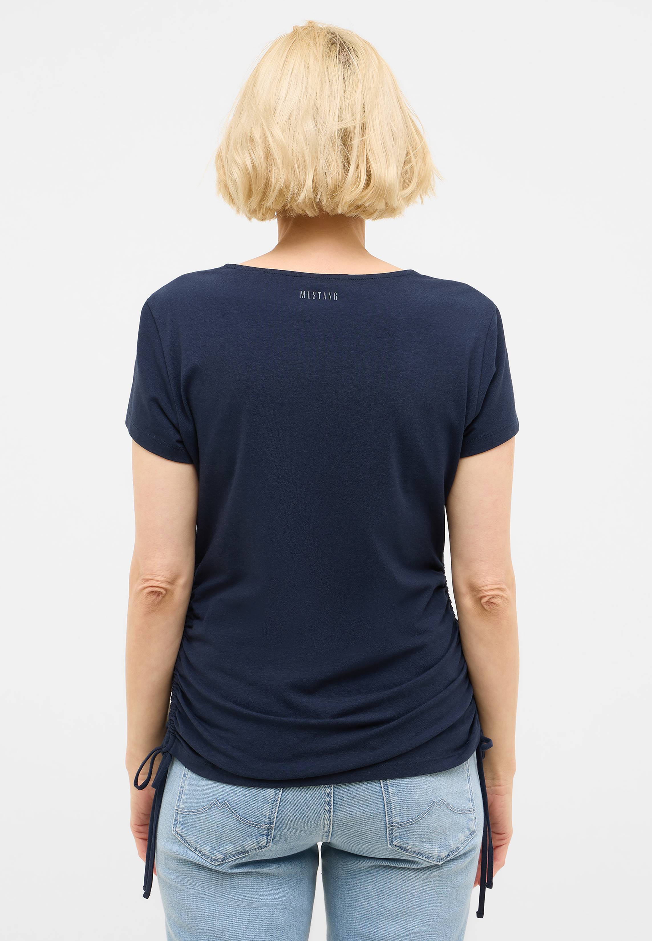 Bekleidung, T-shirt, Bluse, Person