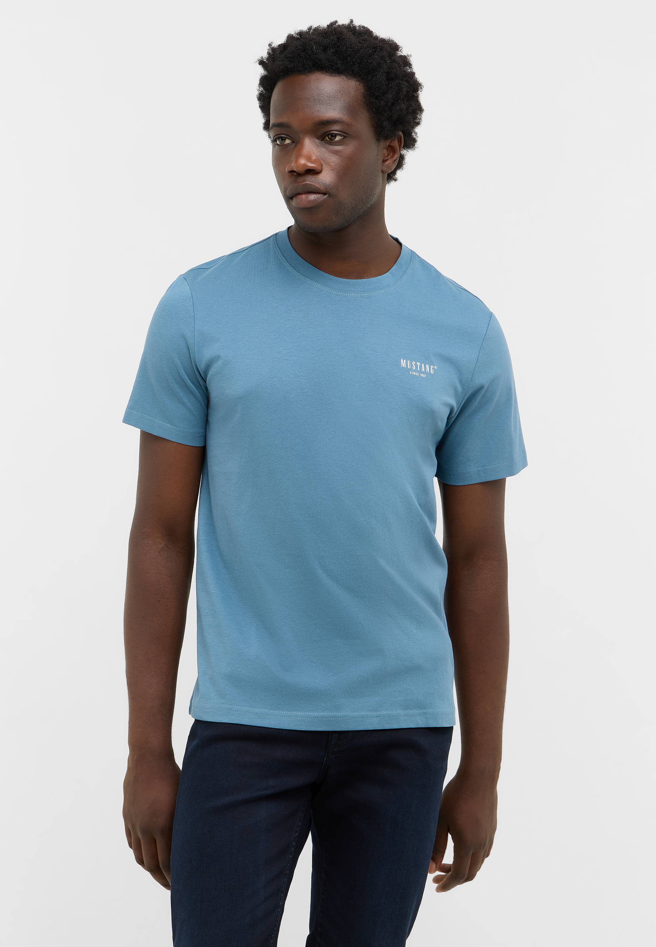 T-shirt, Ärmel, Erwachsener, Mann, Person