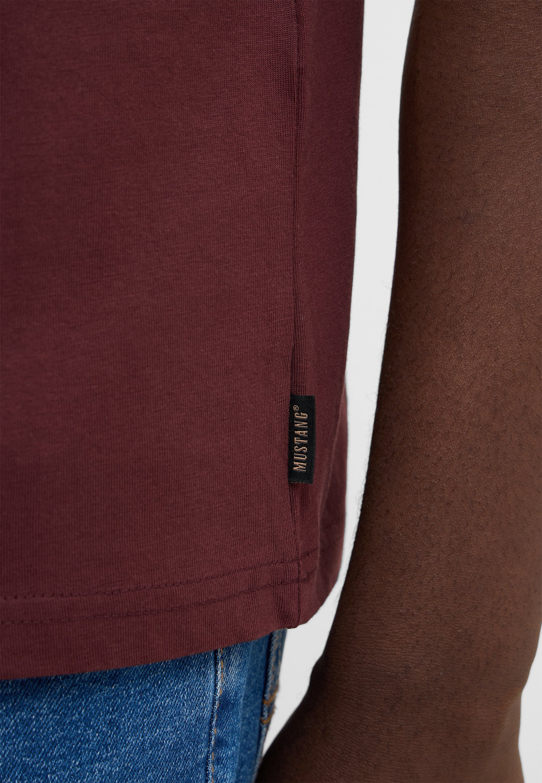 T-Shirt, Burgundy, Short-sleeve, Cotton, Label