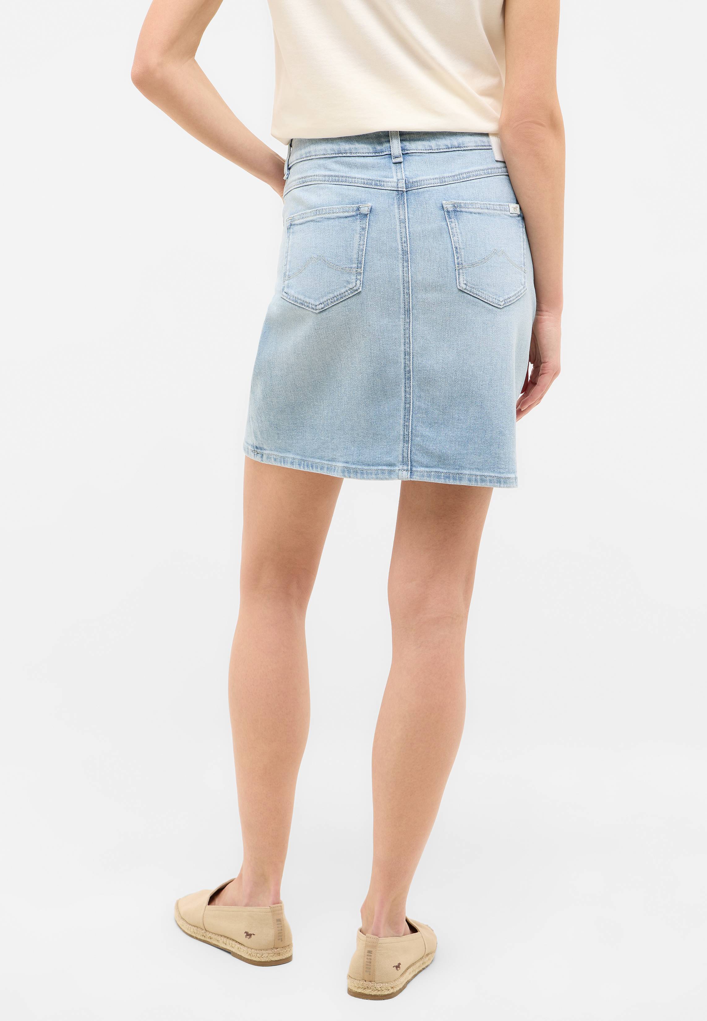 Bekleidung, Rock, Minirock, Kurze Hosen, Person