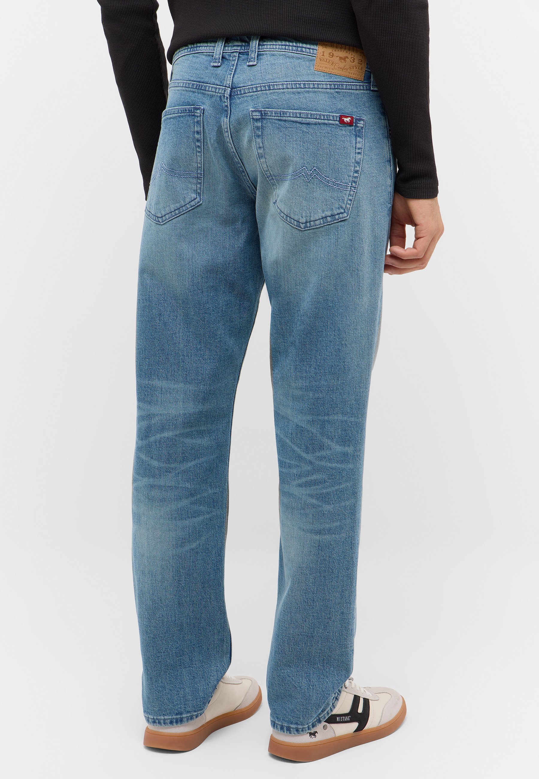 Bekleidung, Jeans, Hosen