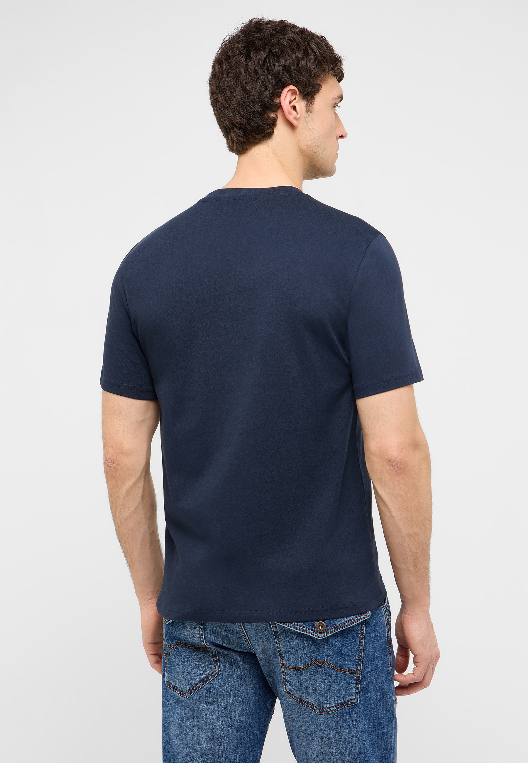 T-Shirt Style Austin