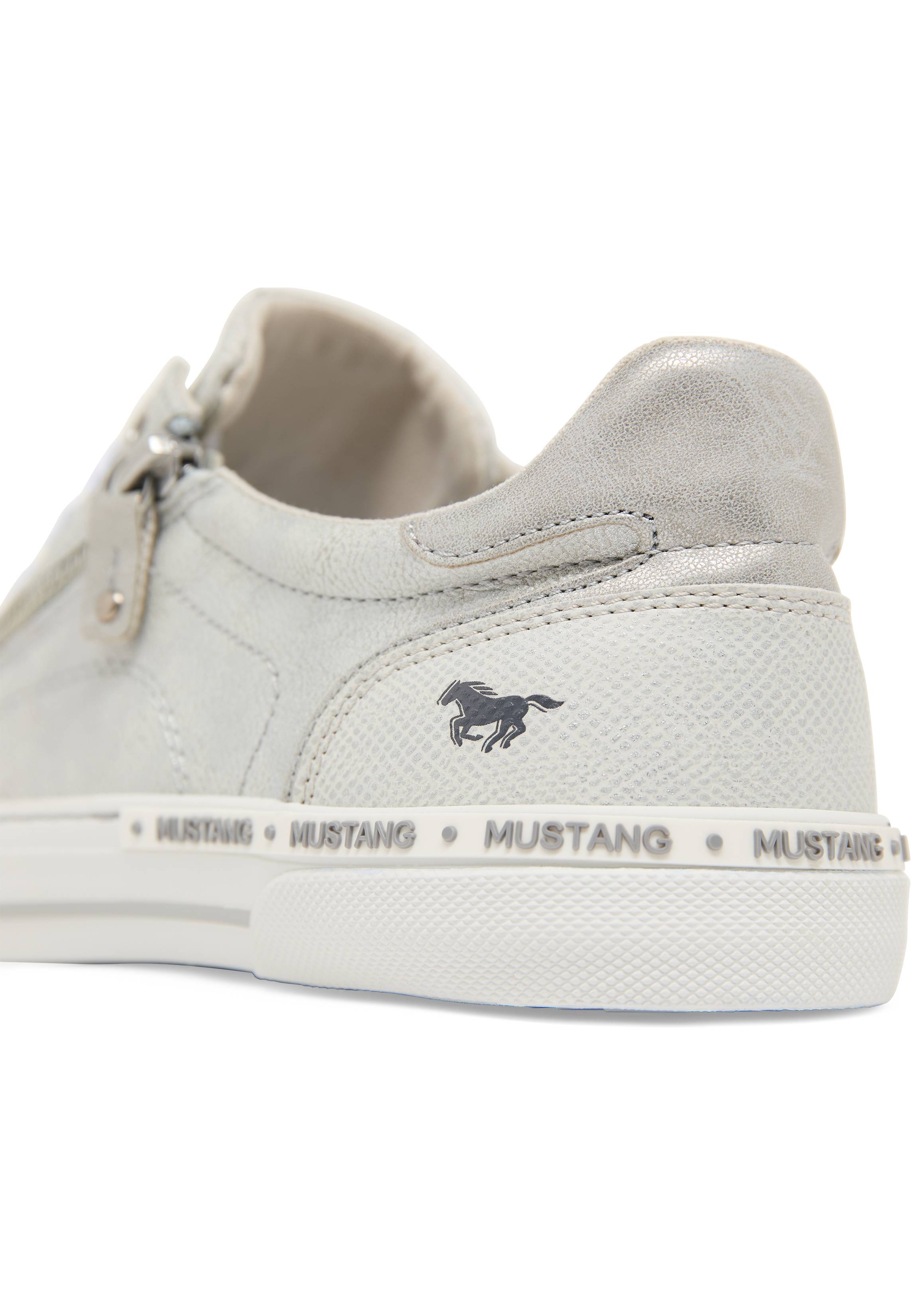 Bekleidung, Schuhwerk, Schuh, Sneaker, Leinwand