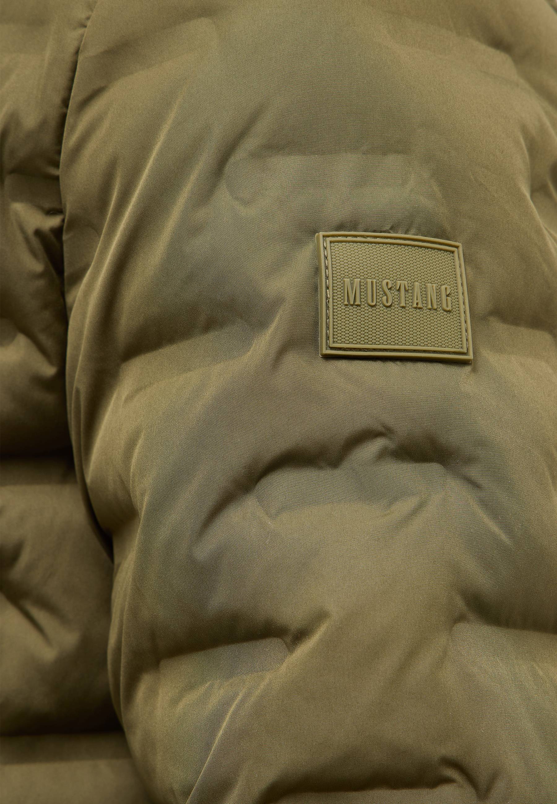 Kissen, Mantel, Jacke, Person, Decke