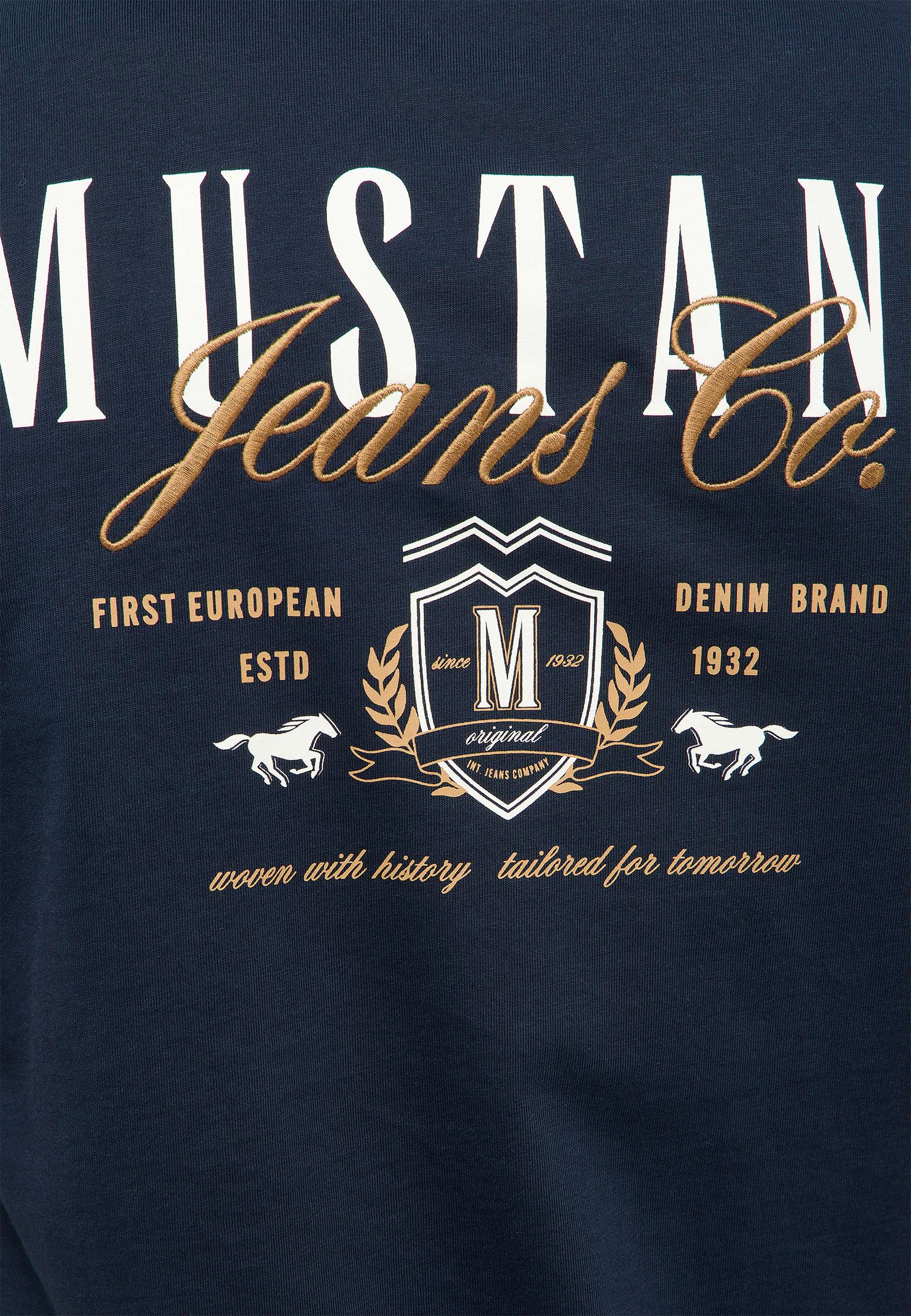 T-Shirt Style Austin