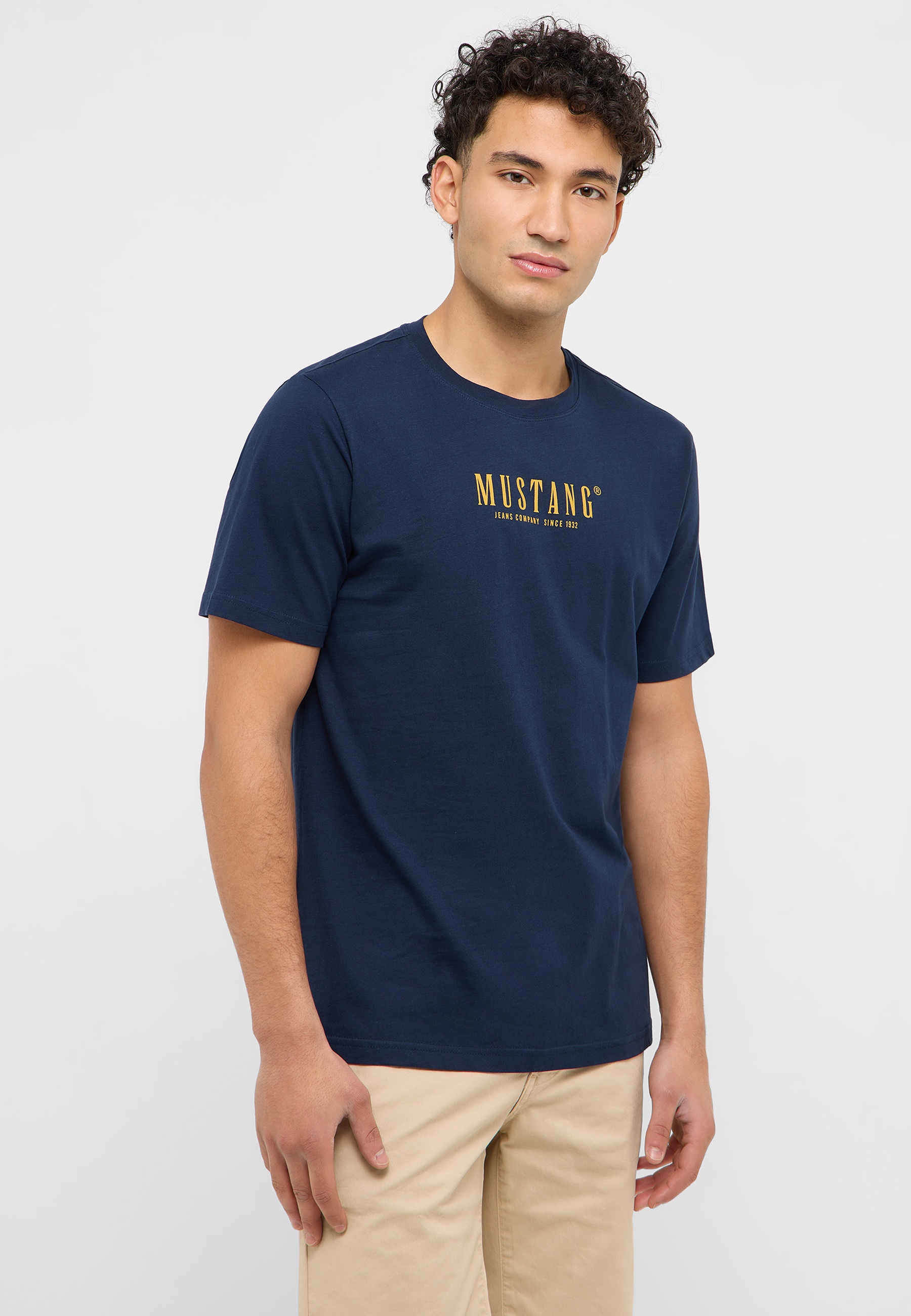 T-shirt, Erwachsener, Männlich, Mann, Person