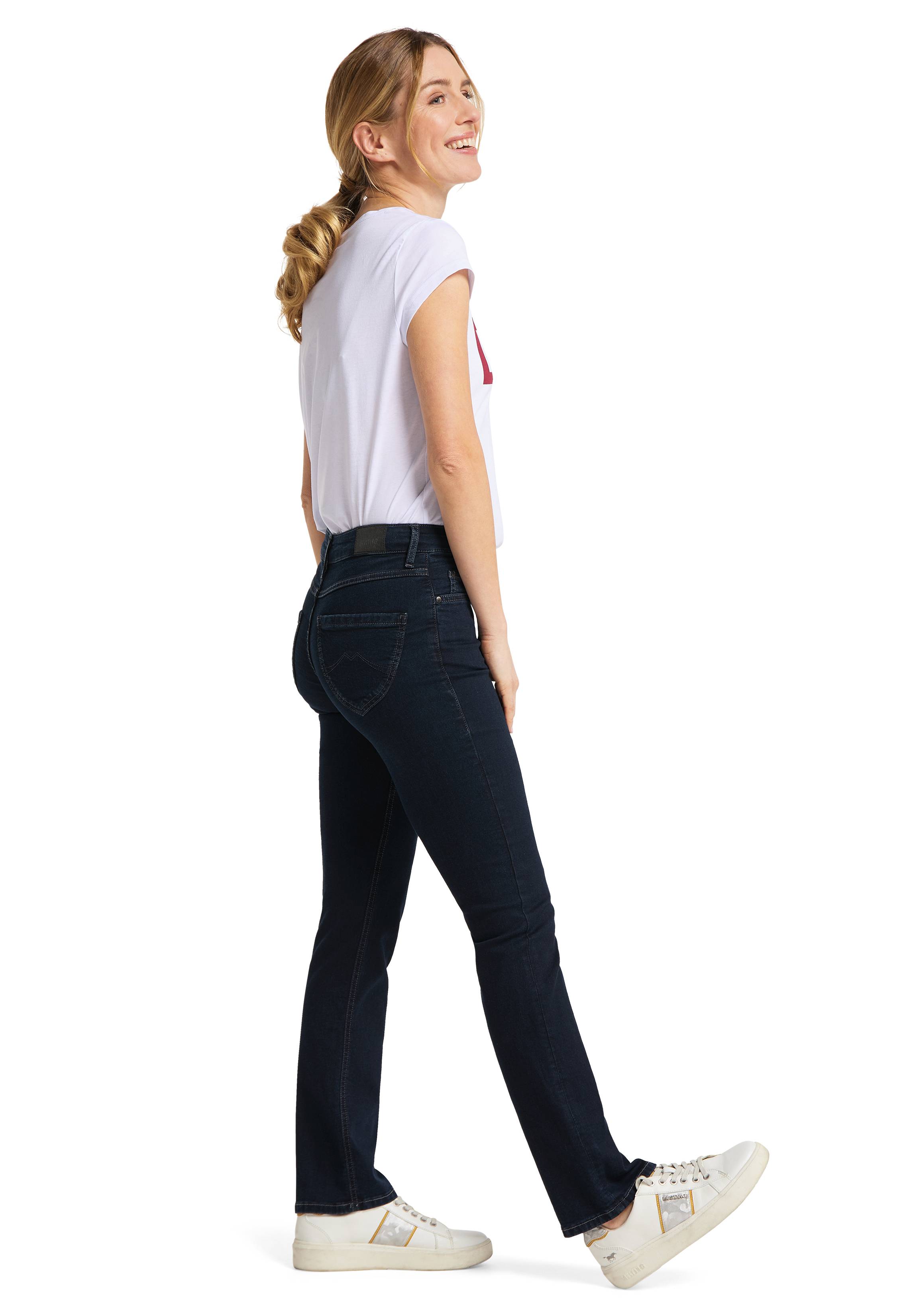 Bekleidung, Hosen, Jeans, Schuh, Person