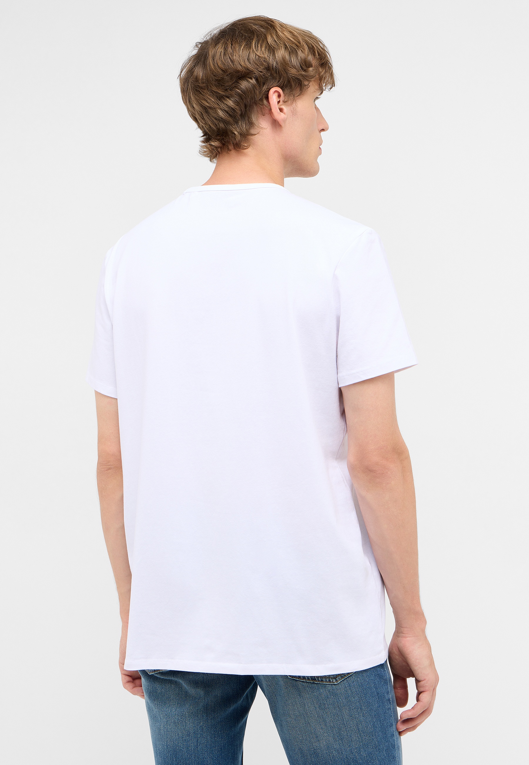 Bekleidung, T-shirt, Person, Kopf, Gesicht