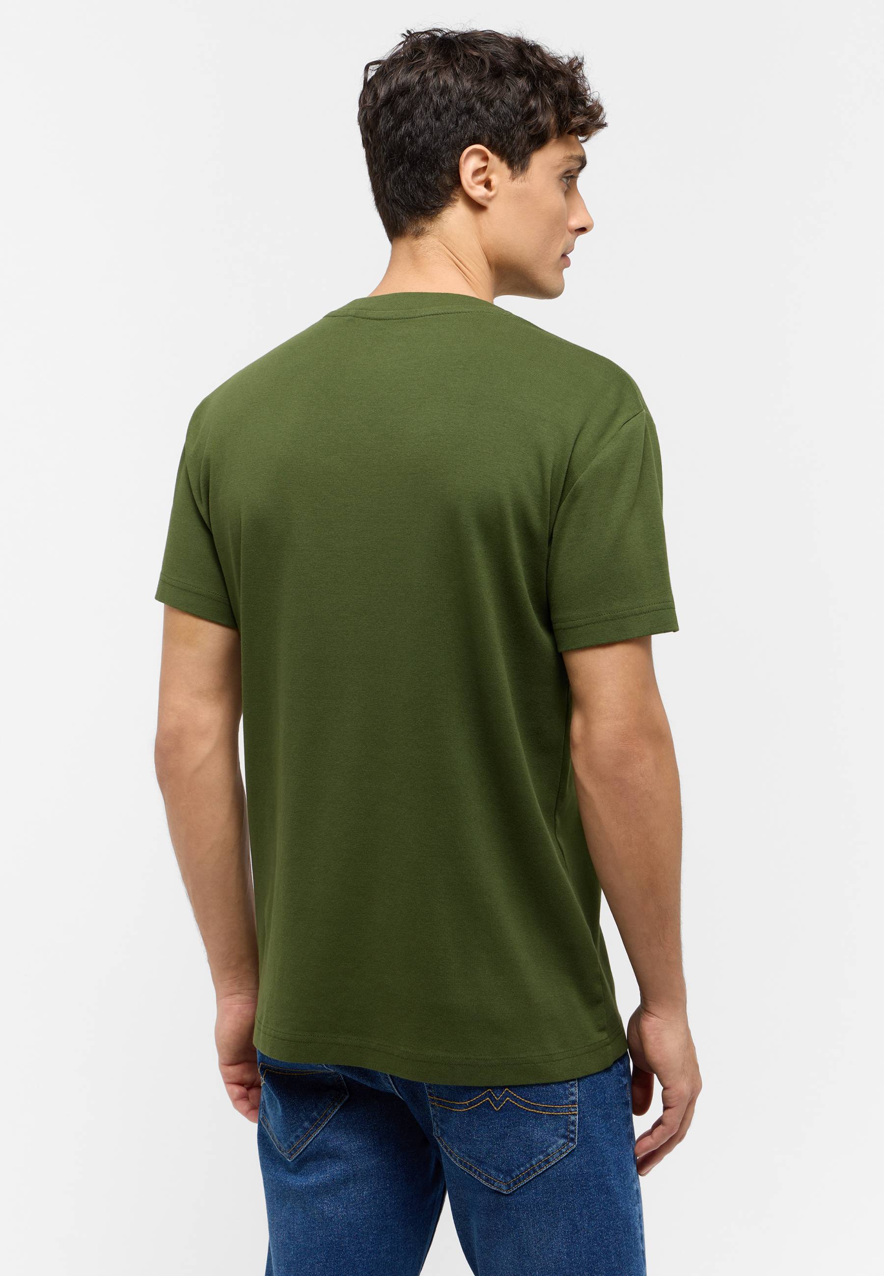 Bekleidung, T-shirt, Ärmel, Person, Hemd