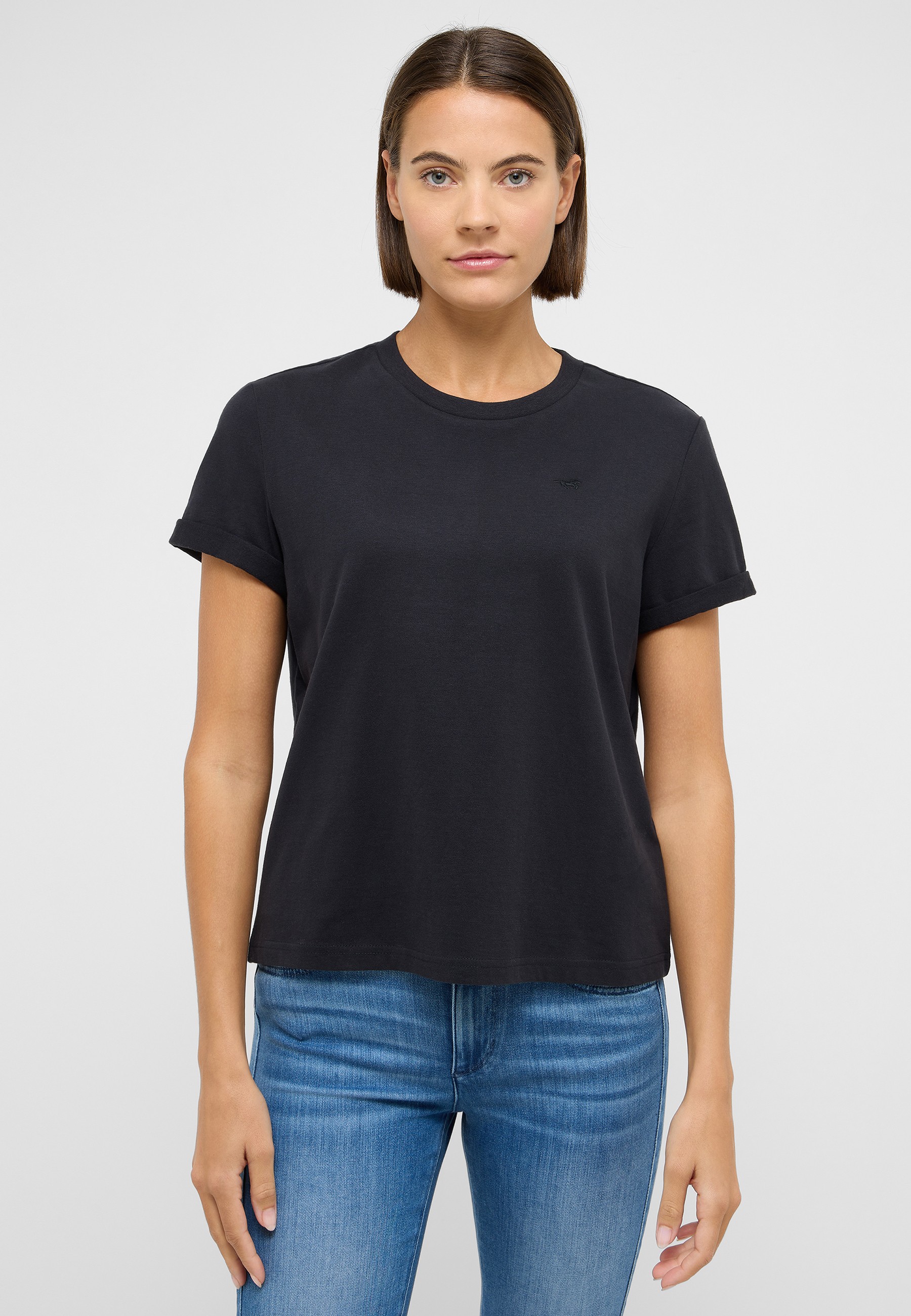 T-shirt, Jeans, Erwachsener, Person, Frau