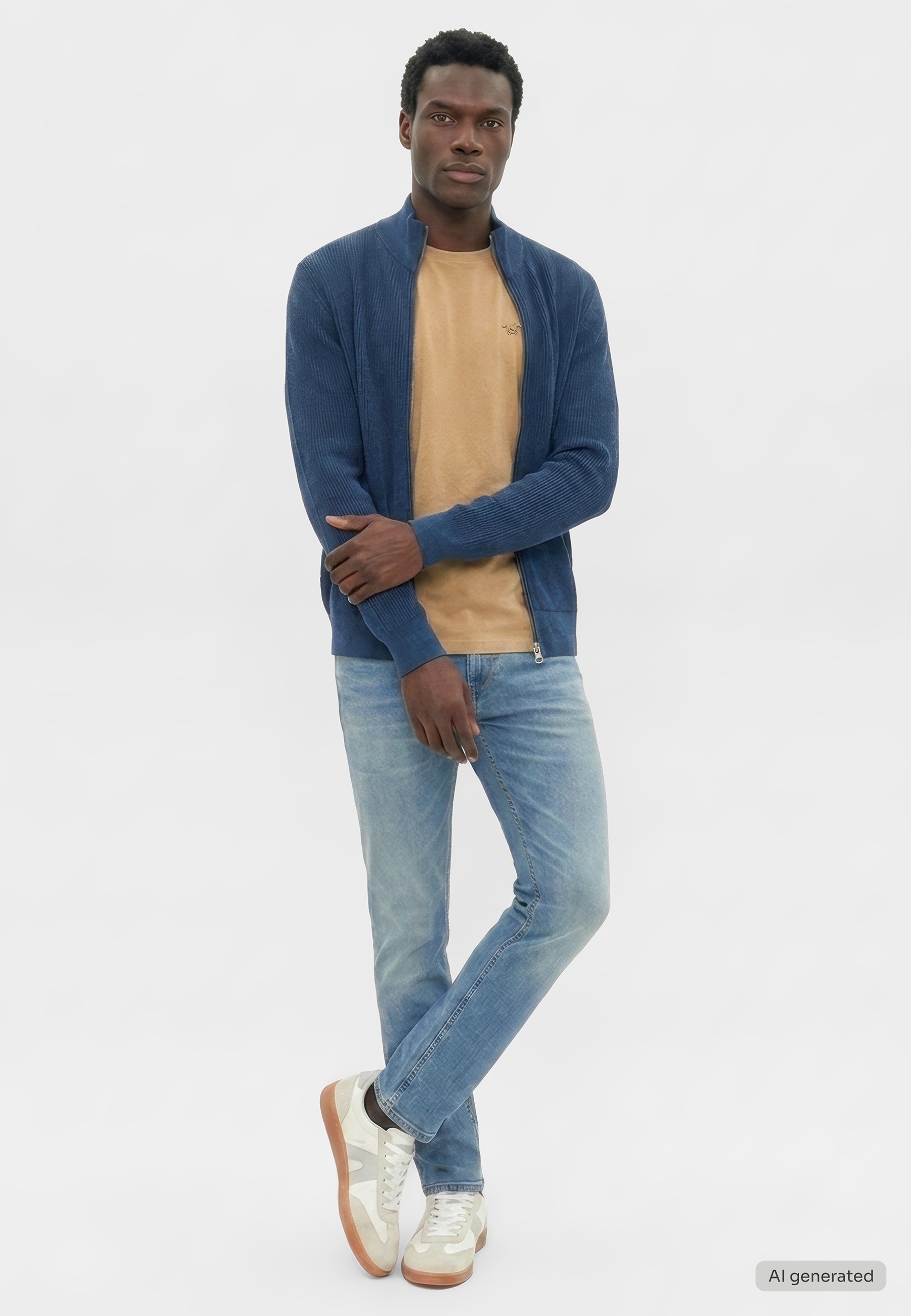 mit feiner Rippstruktur im Slim Fit