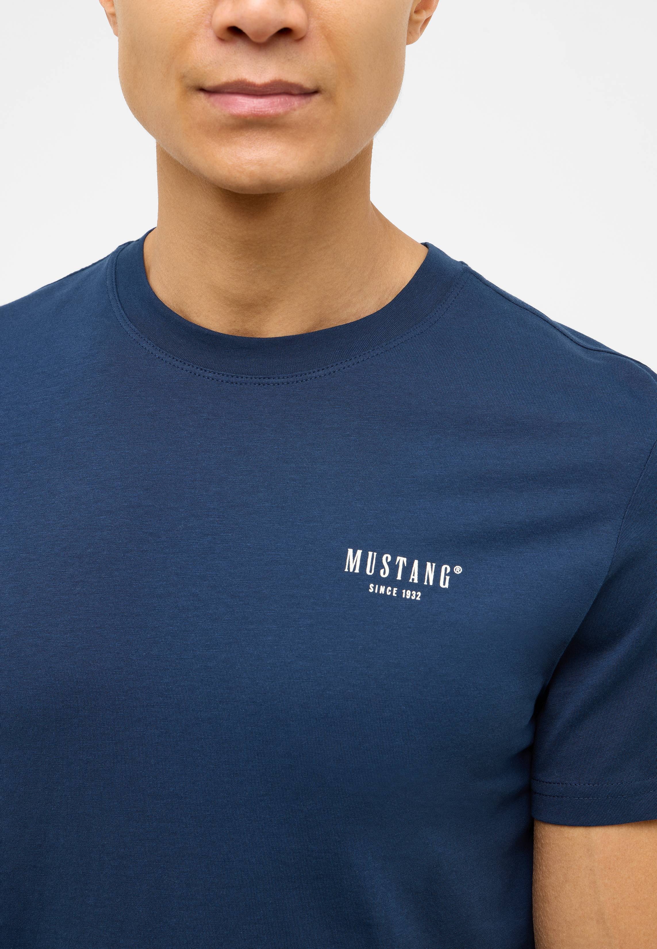 Bekleidung, T-shirt, Hemd