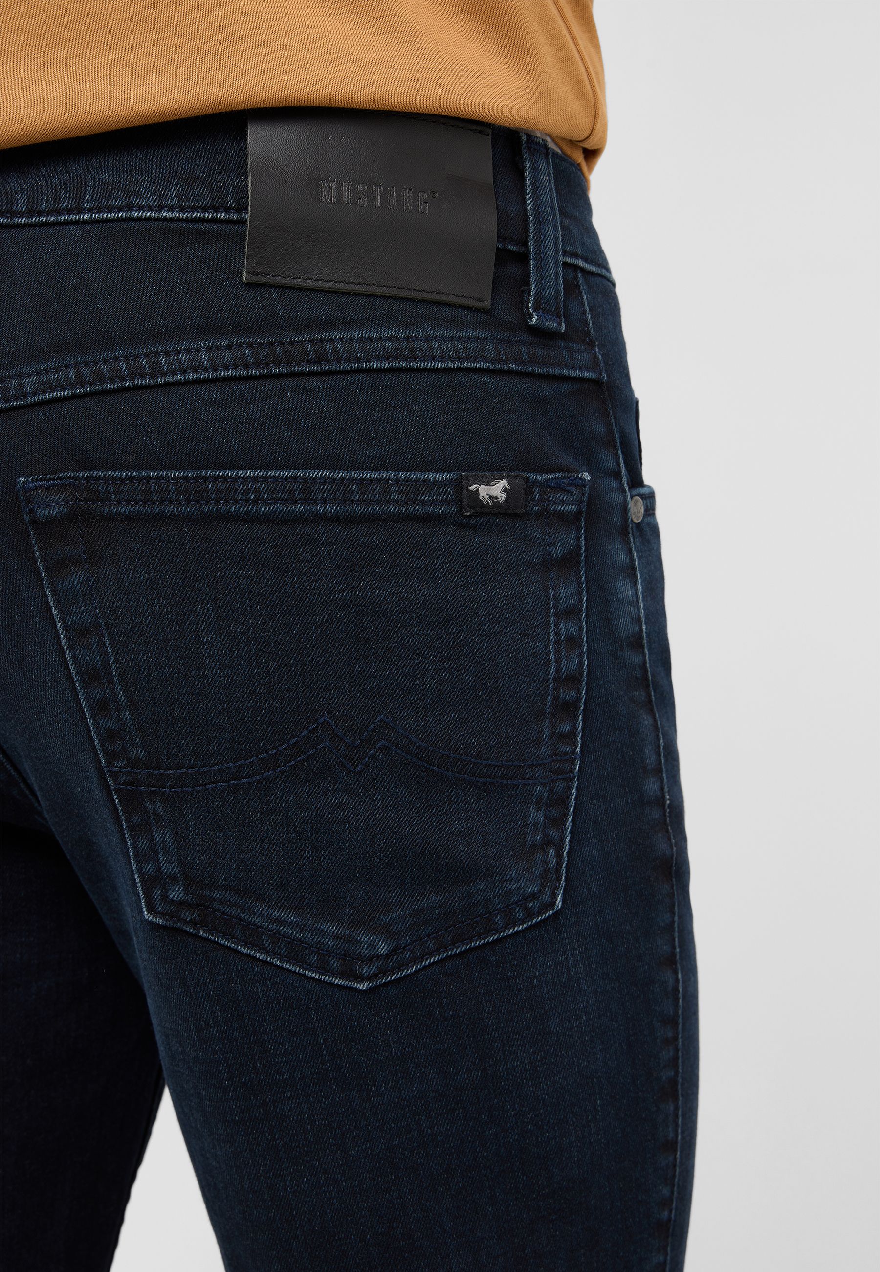 Jeans, Rückenansicht, dunkelblau, Jeanshose, Hose