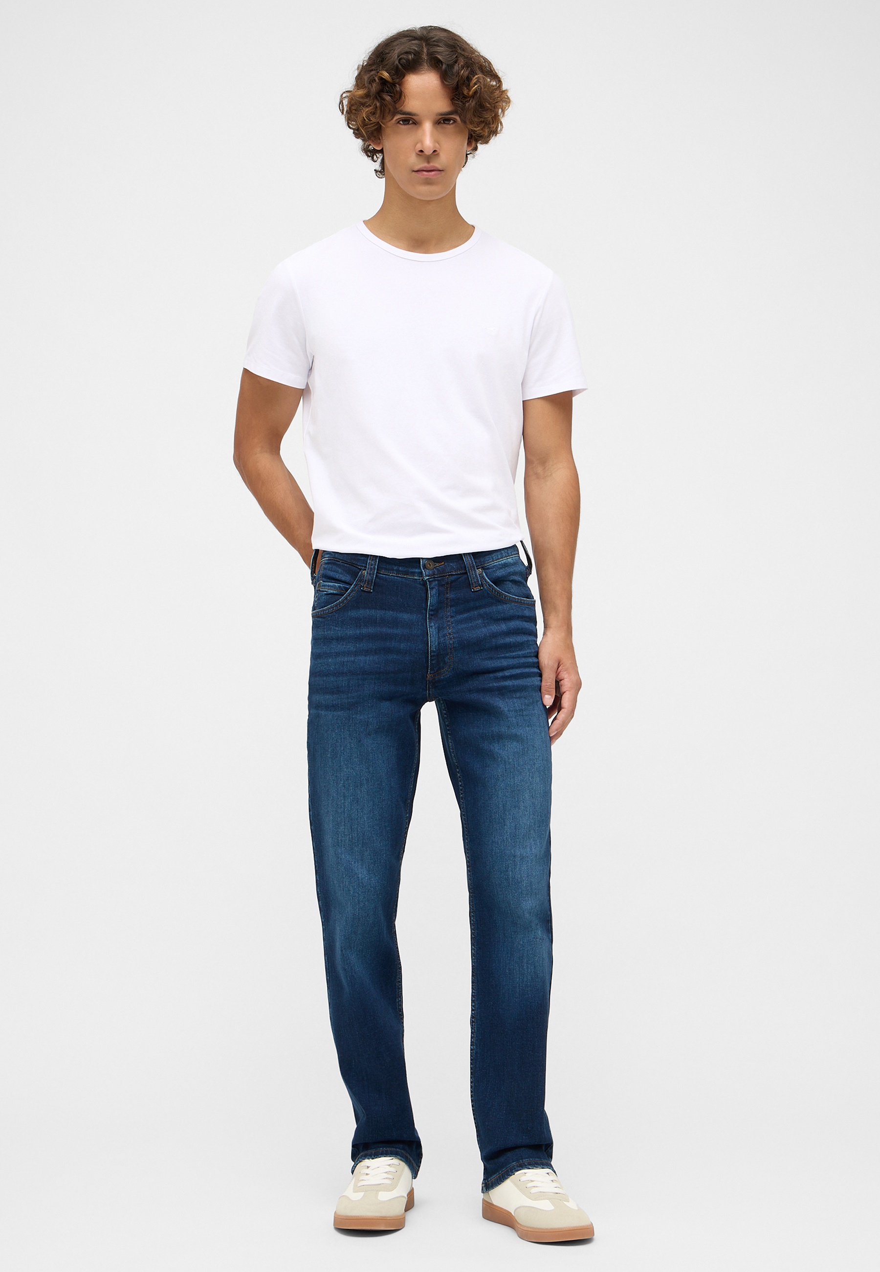 Hosen, Jeans, T-shirt, Mann, Person