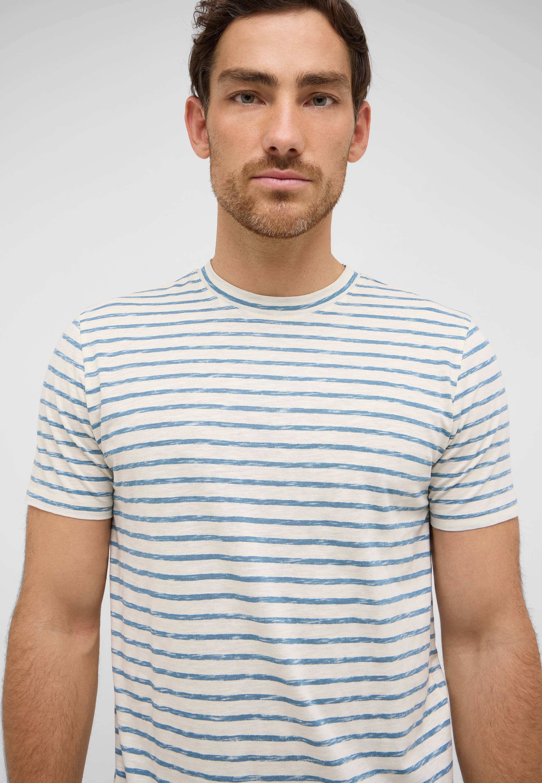 T-shirt, Ärmel, Erwachsener, Mann, Person