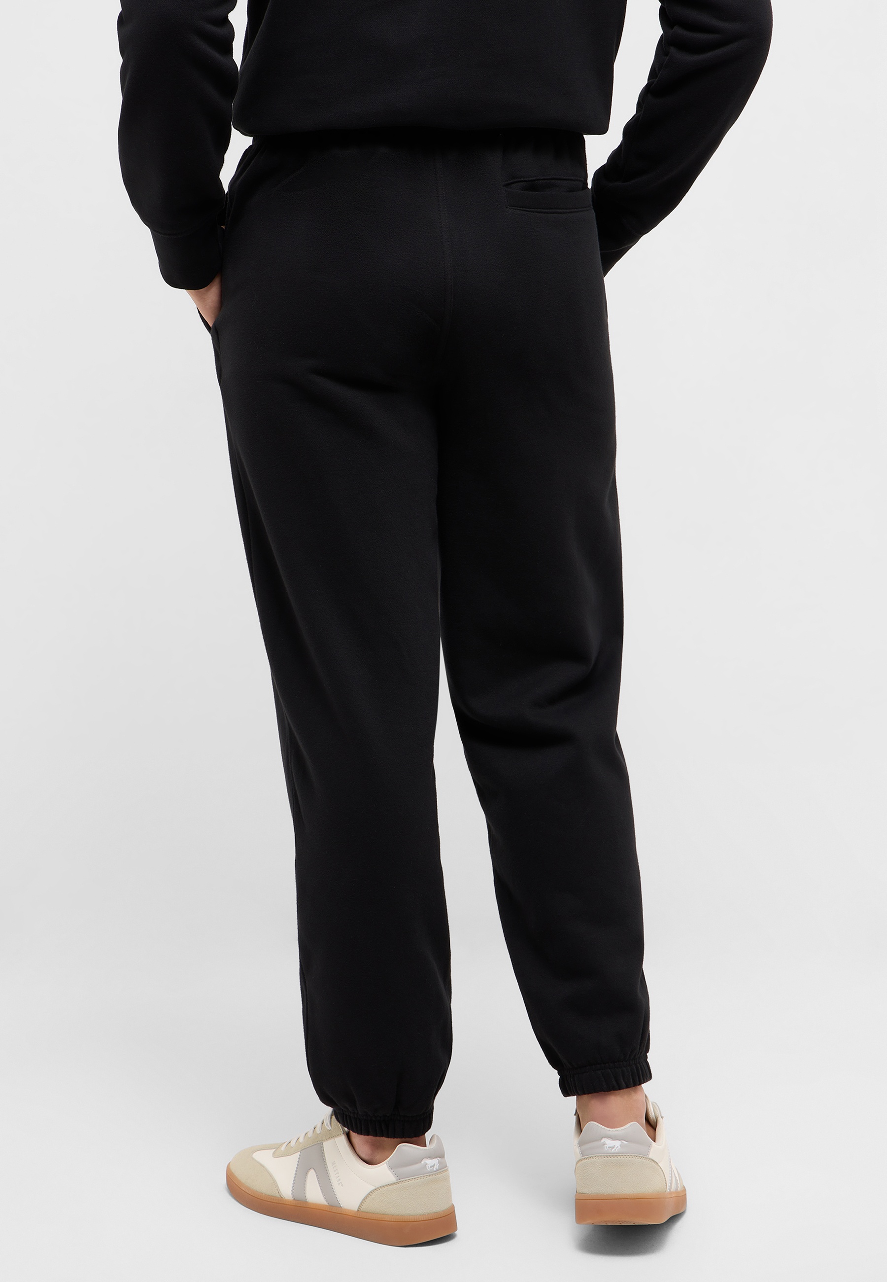 Hosen, Erwachsener, Männlich, Mann, Person