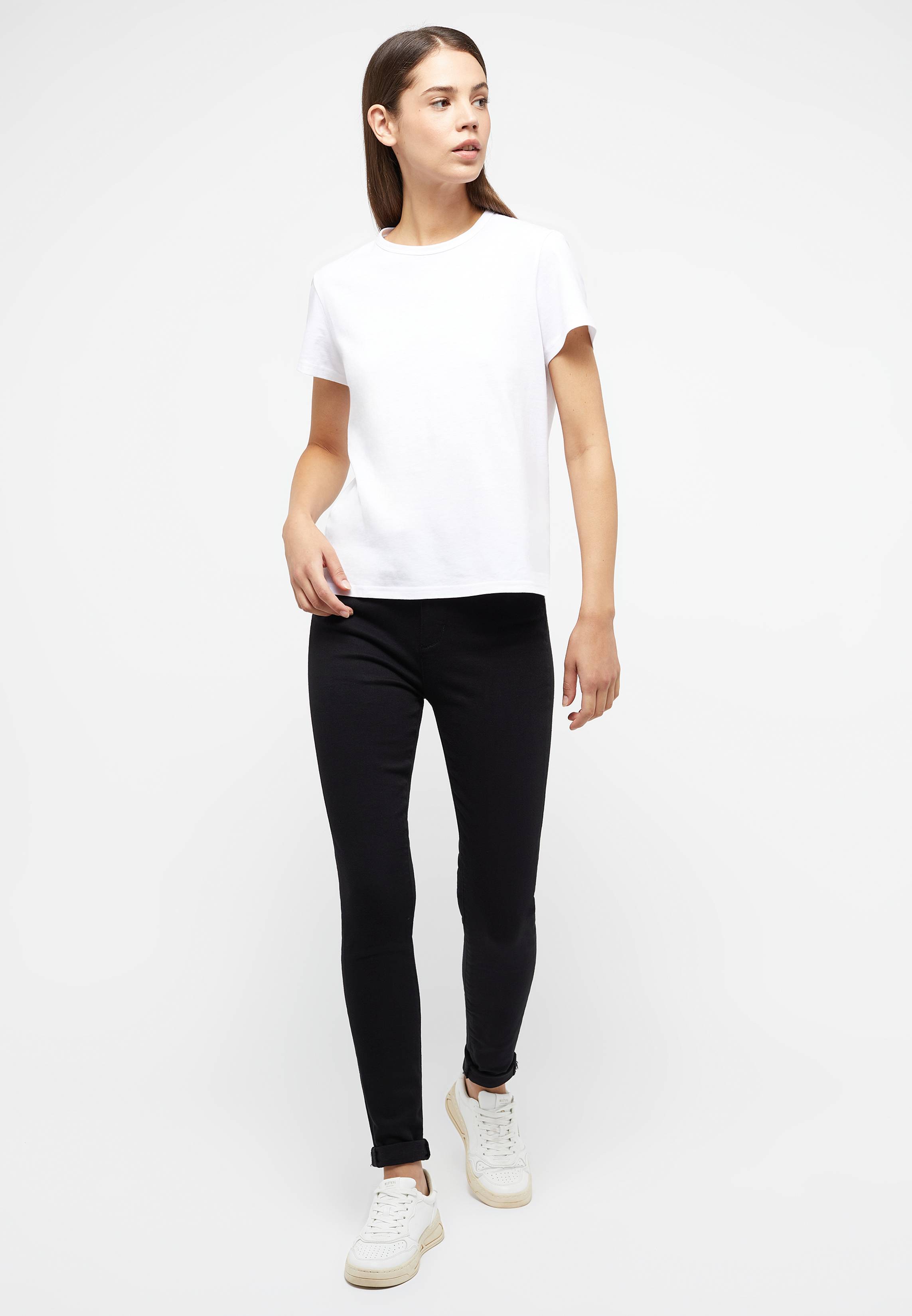 Bekleidung, Hosen, T-shirt, Person, Bluse