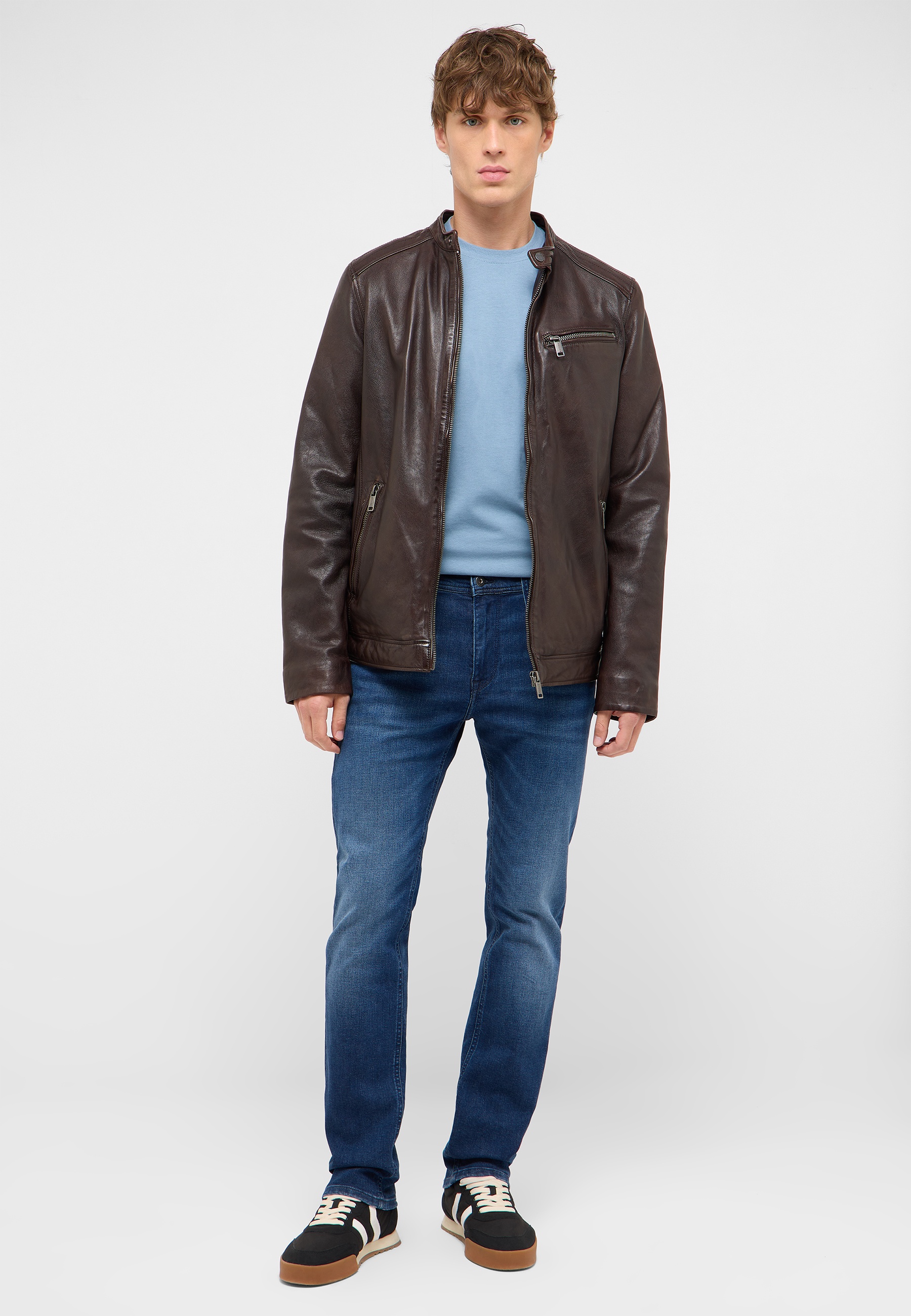 braun lederjacke, lederjacke, Reißverschluss, Bikerjacke, Jeans