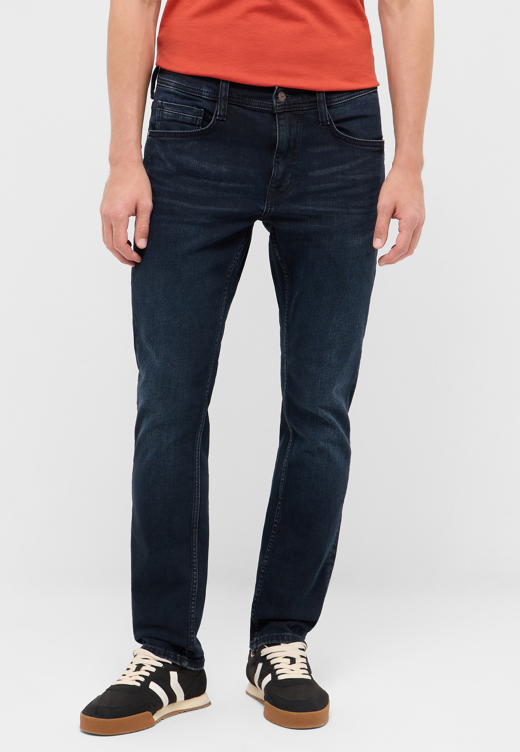 Jeans, Dunkelblau, Straight Leg, Five Pocket, Sneaker-Look