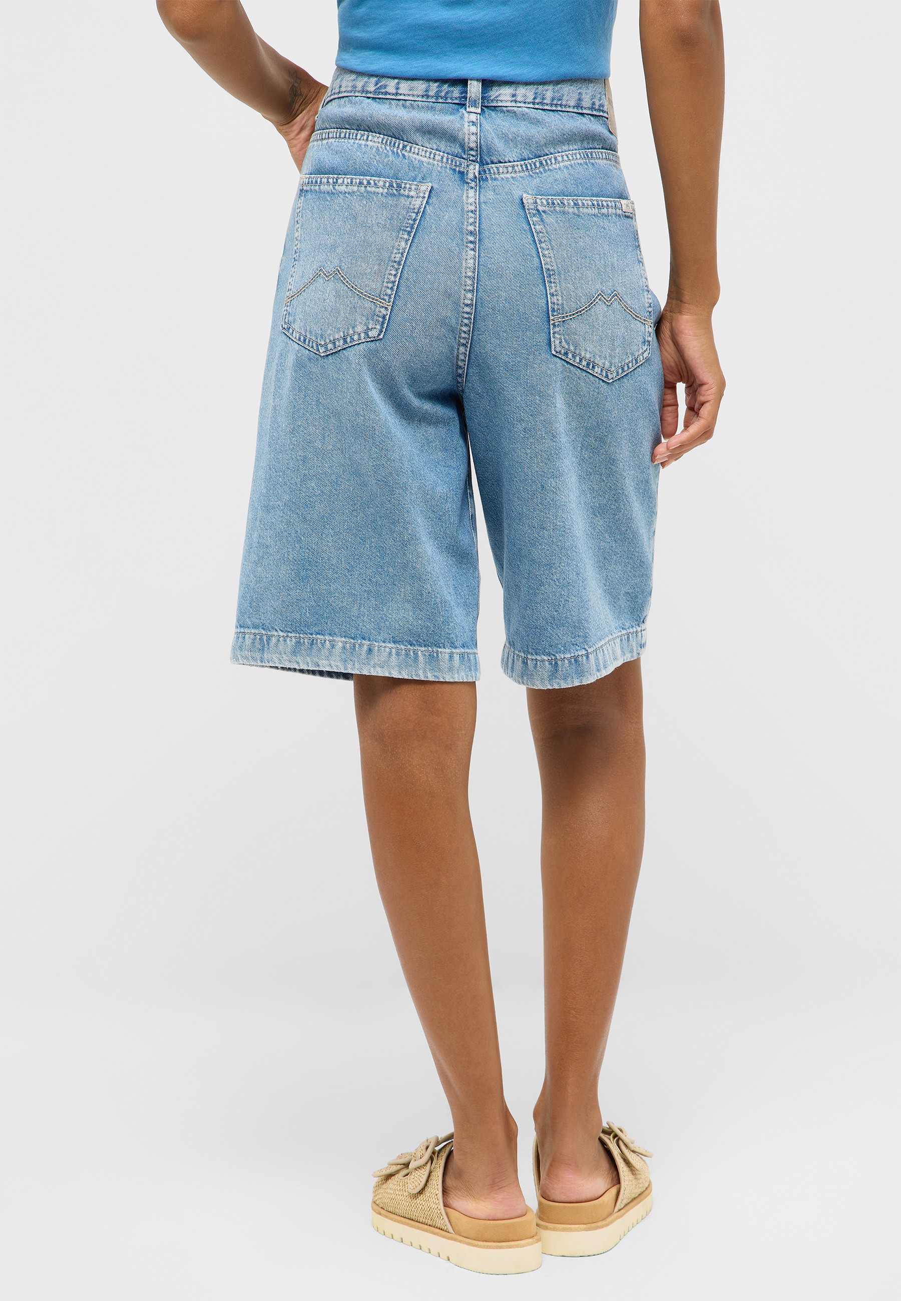 jeansshorts, denim, Hintertaschen, mittelblau, knielang