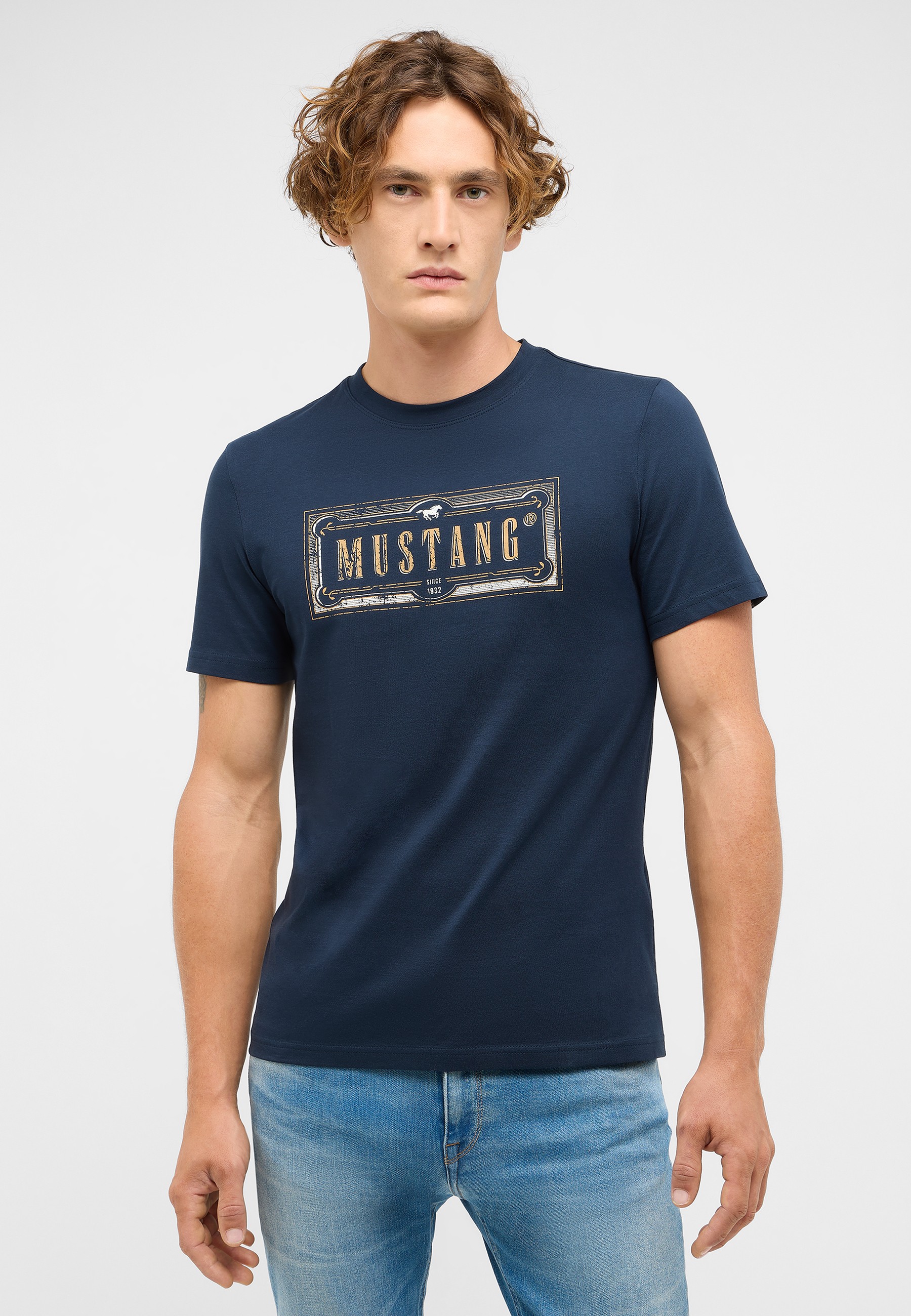 Bekleidung, T-shirt, Hemd, Person